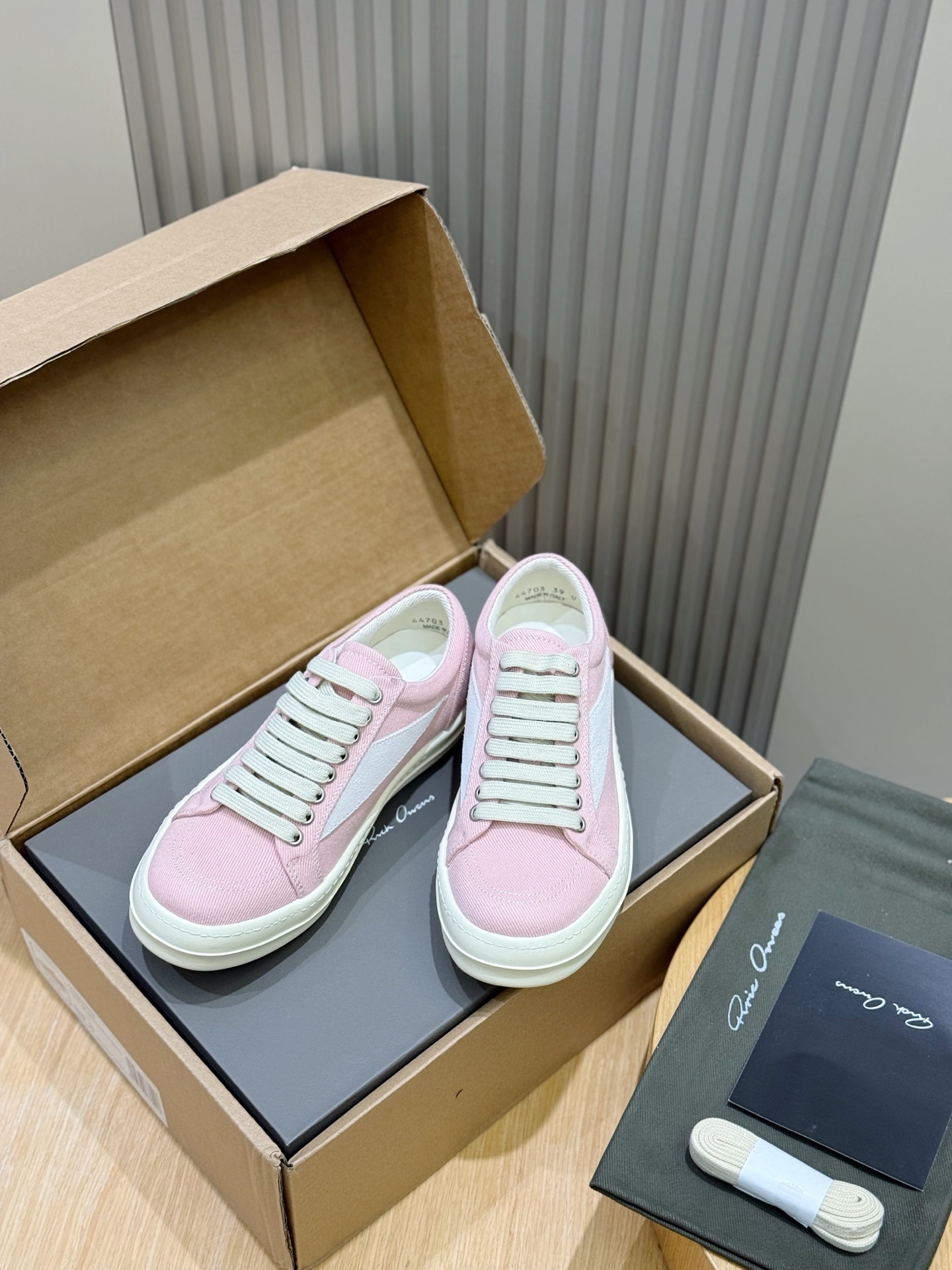 Calvin Klein Male Sneakers L-s