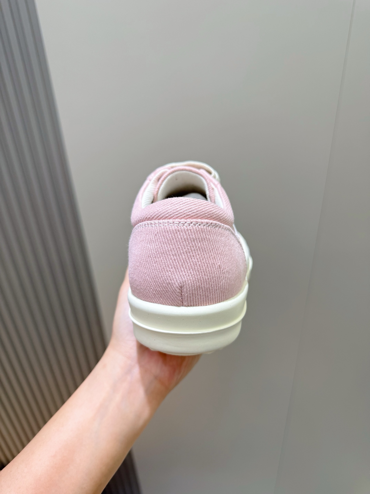Calvin Klein Male Sneakers L-s