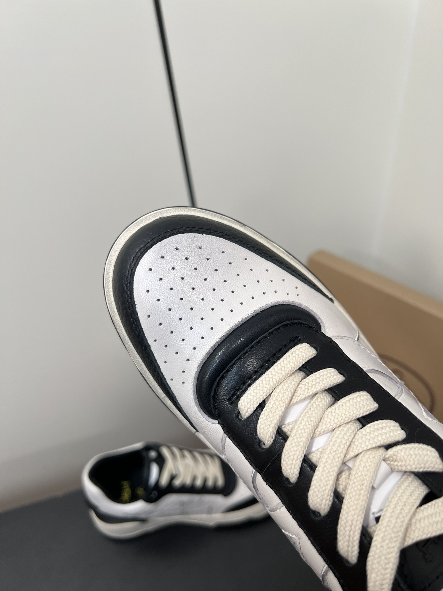 Female Sneakers S