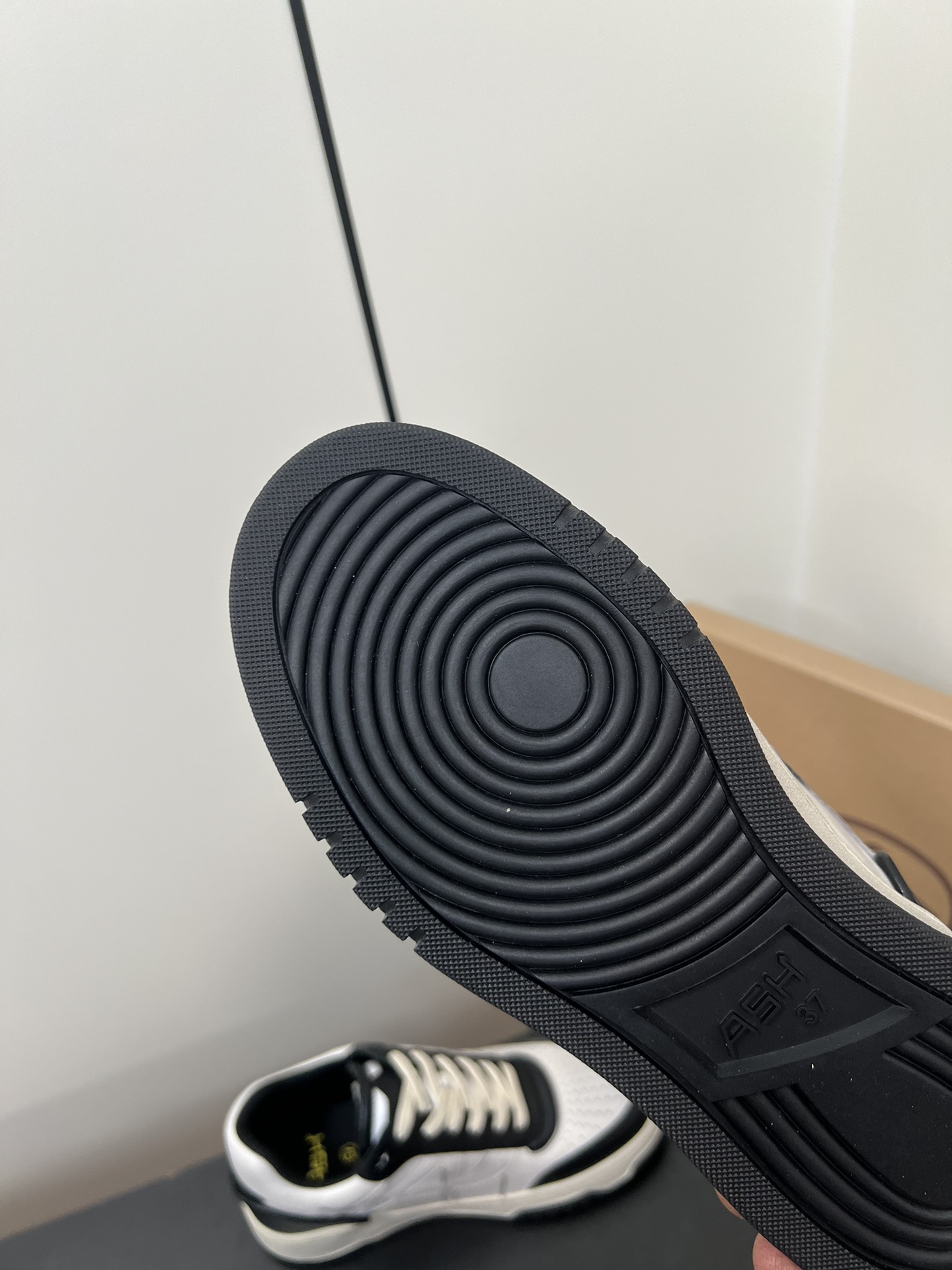 Female Sneakers S