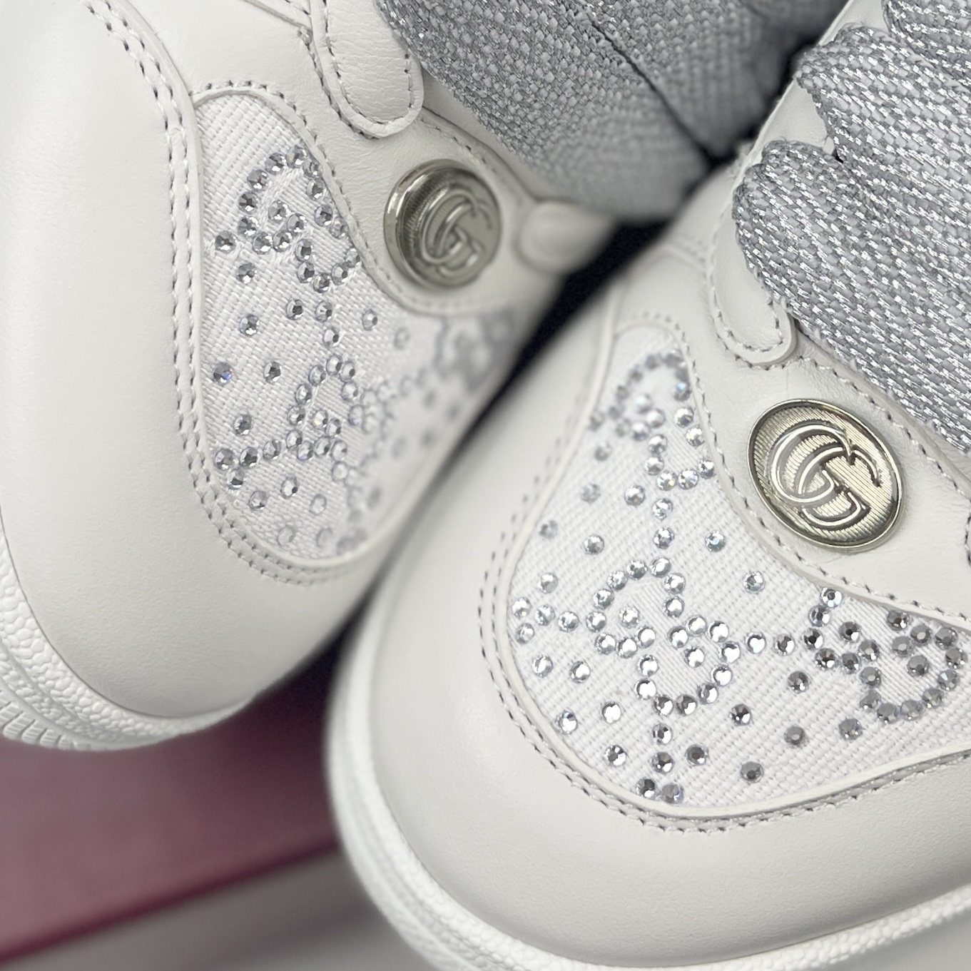 Gucci Female Board Shoes S