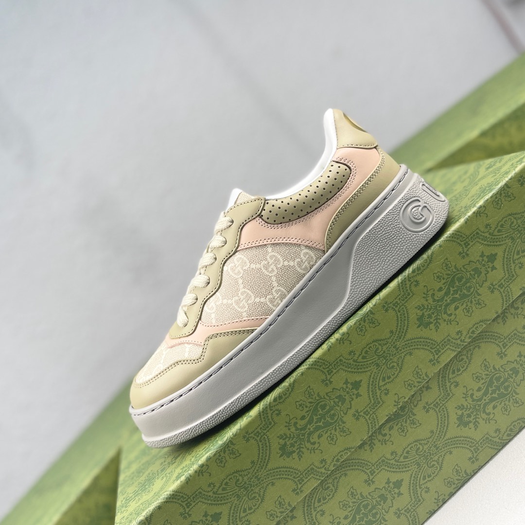 Gucci Female Board Shoes