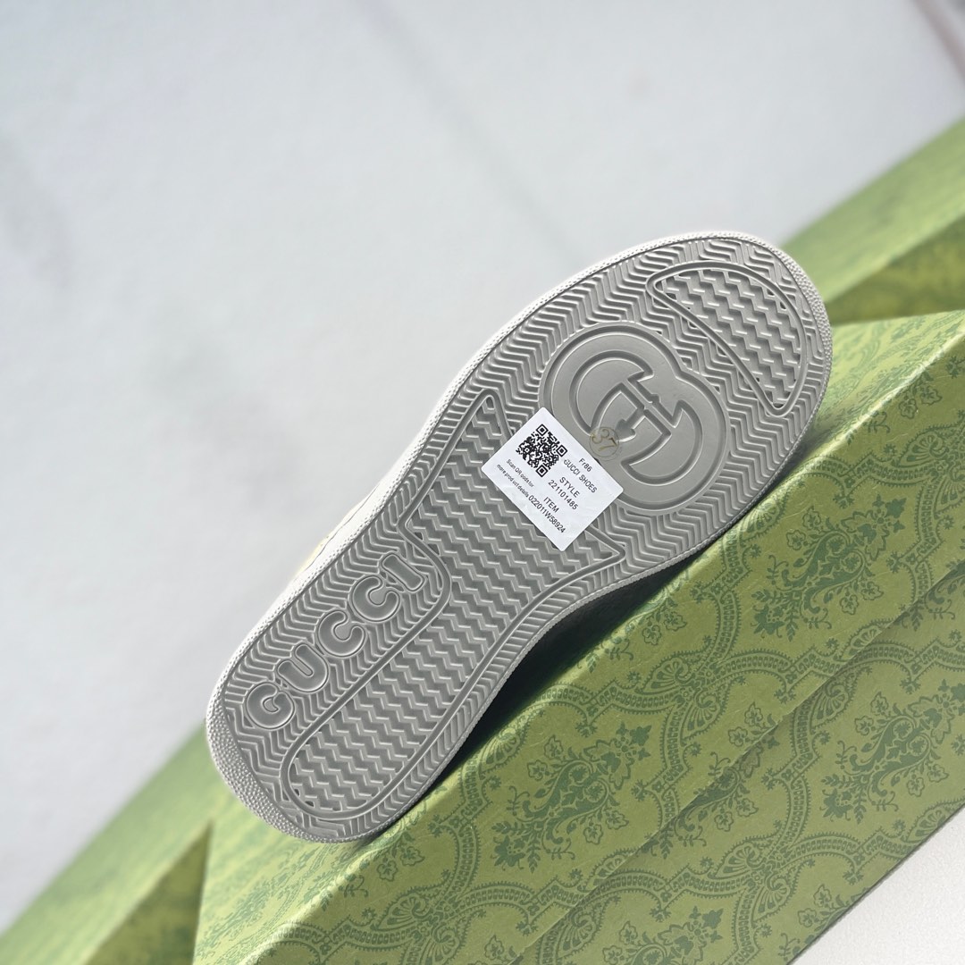 Gucci Female Board Shoes