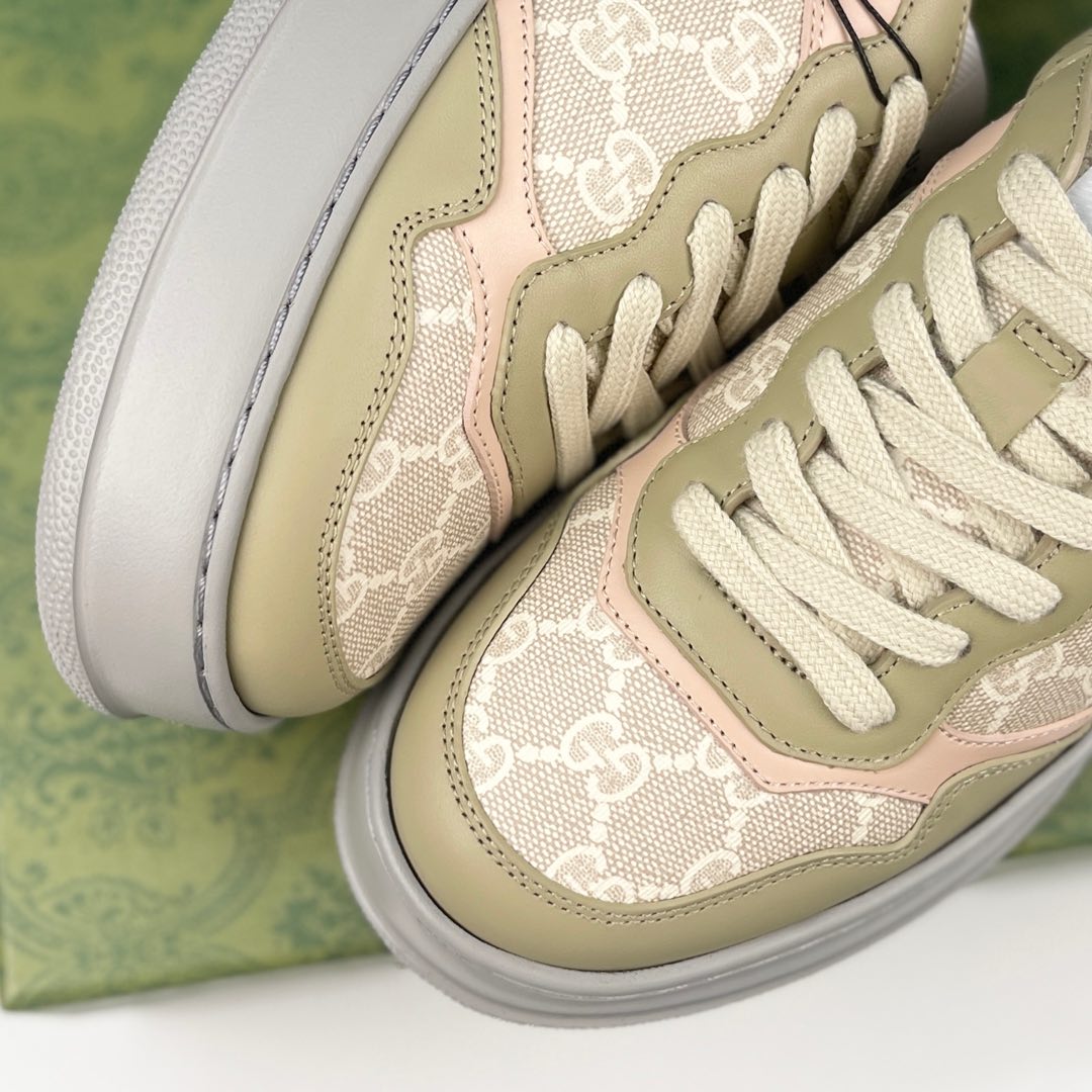 Gucci Female Board Shoes