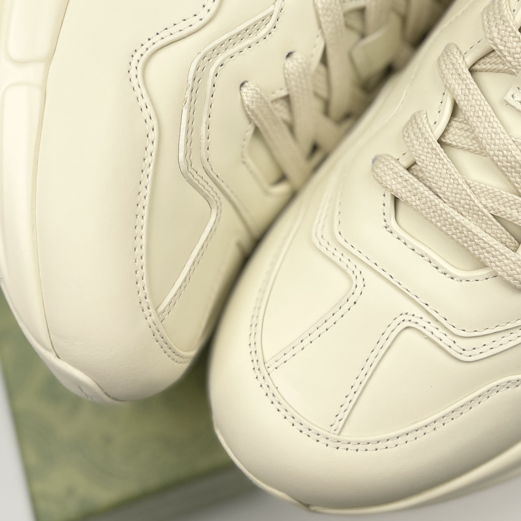 Gucci Male Basic Shoes L