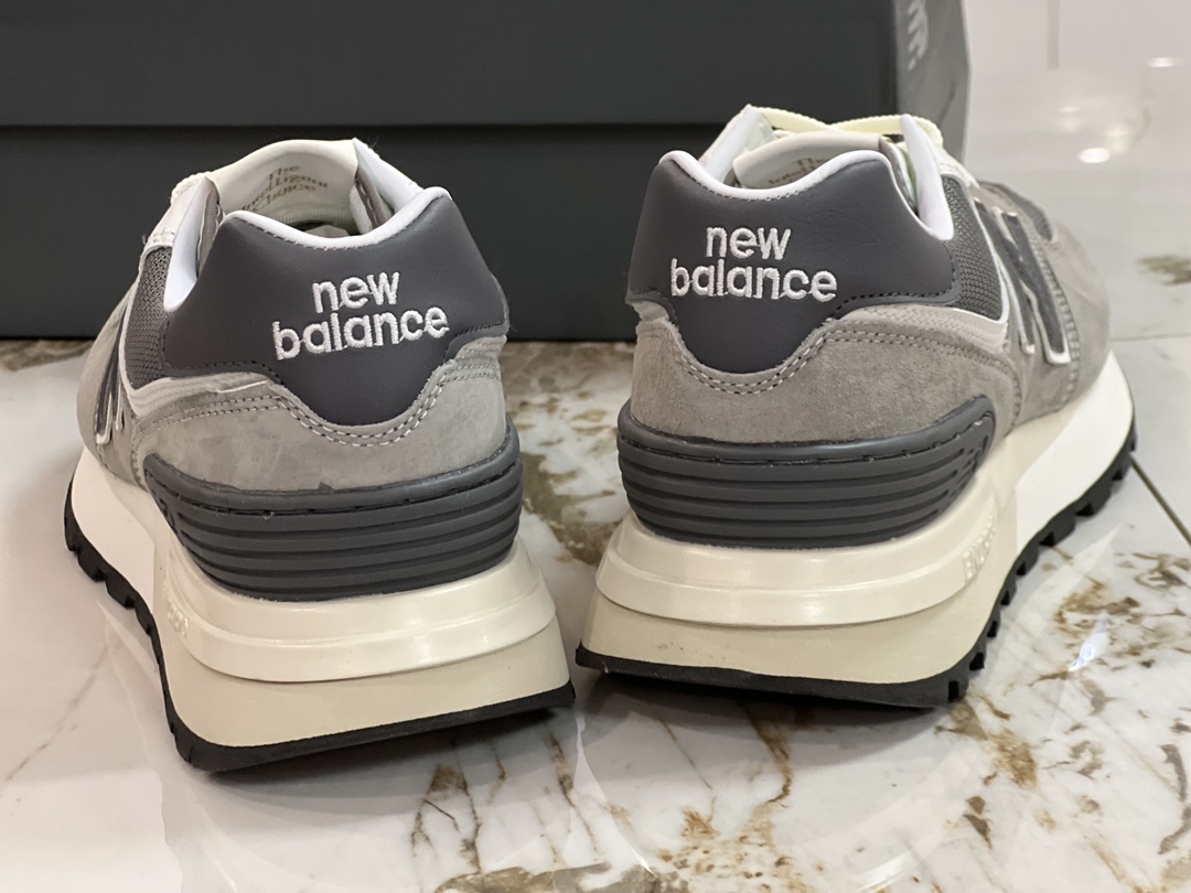 Basic Shoes L