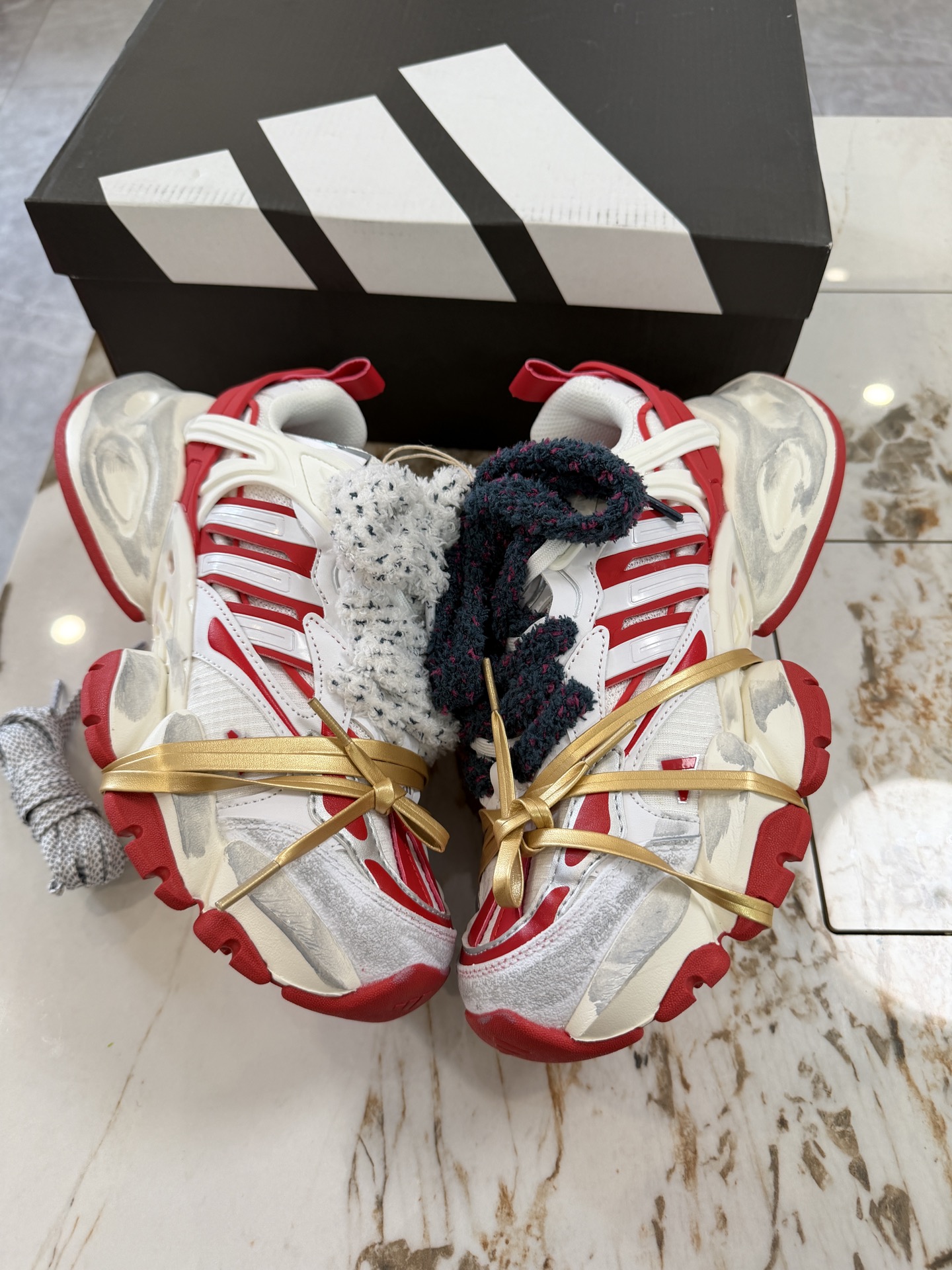 Adidas Basic Shoes L-xl