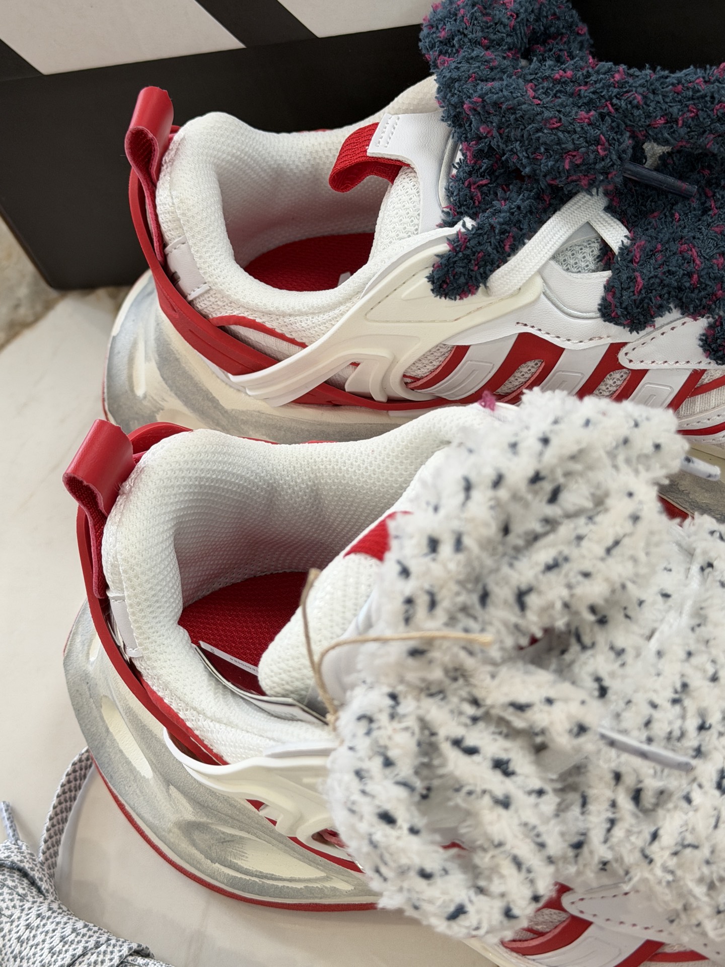 Adidas Basic Shoes L-xl
