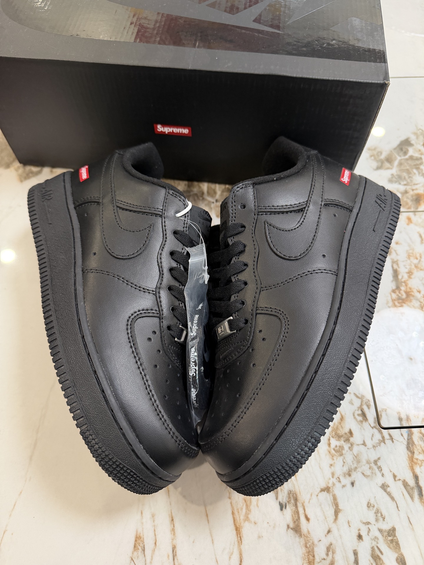 Basic Shoes L-s