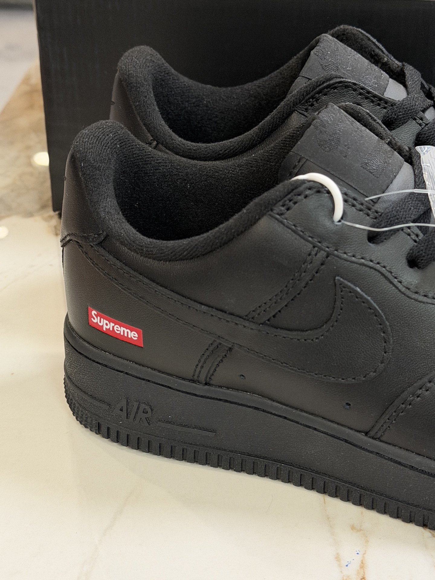 Basic Shoes L-s
