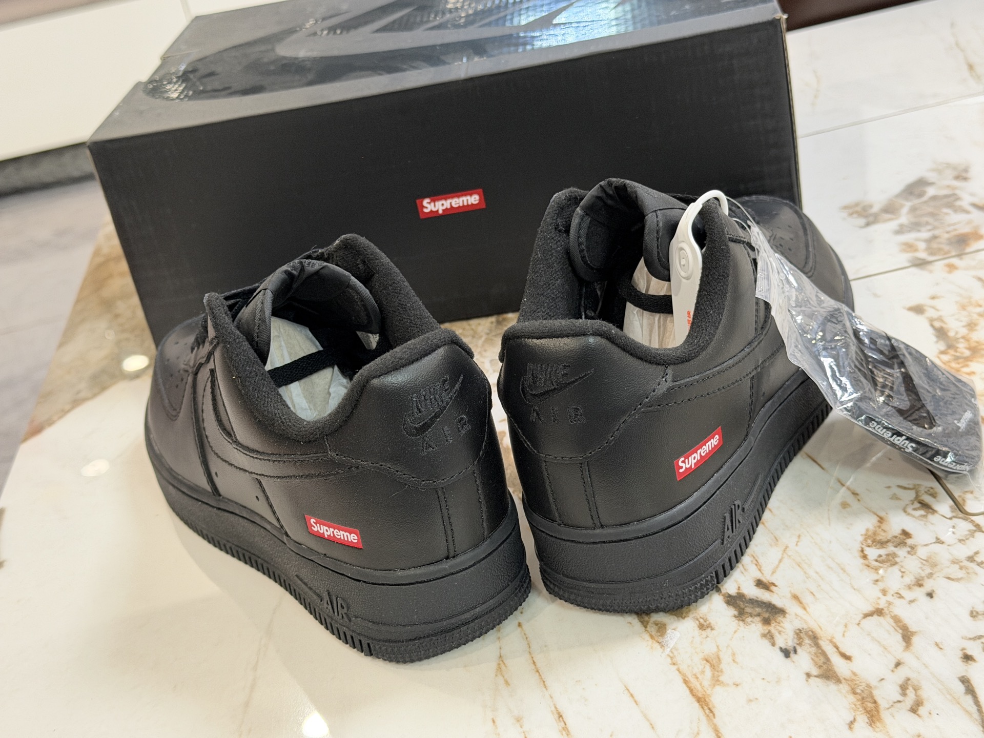 Basic Shoes L-s
