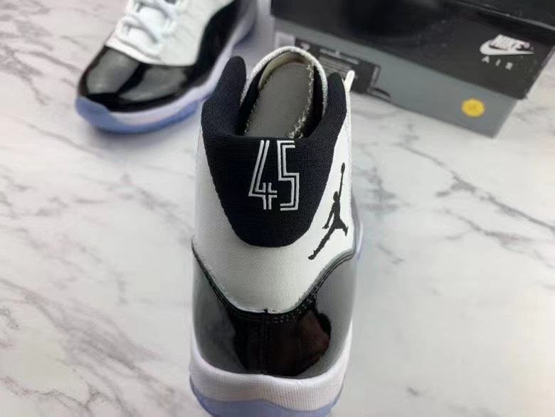 Jordan Nike Basic Shoes