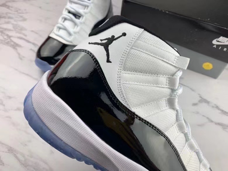 Jordan Nike Basic Shoes