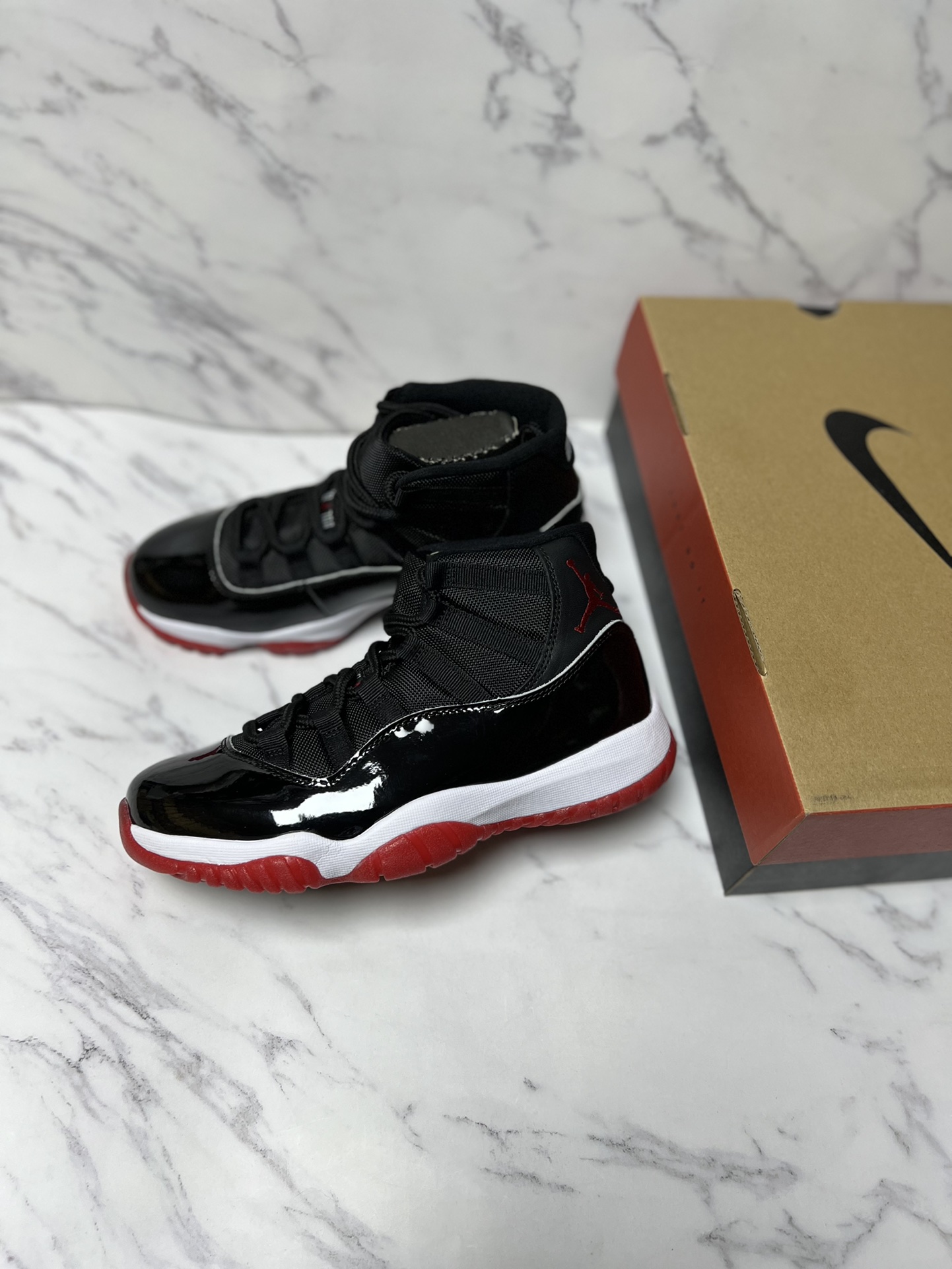 Jordan Nike Basic Shoes