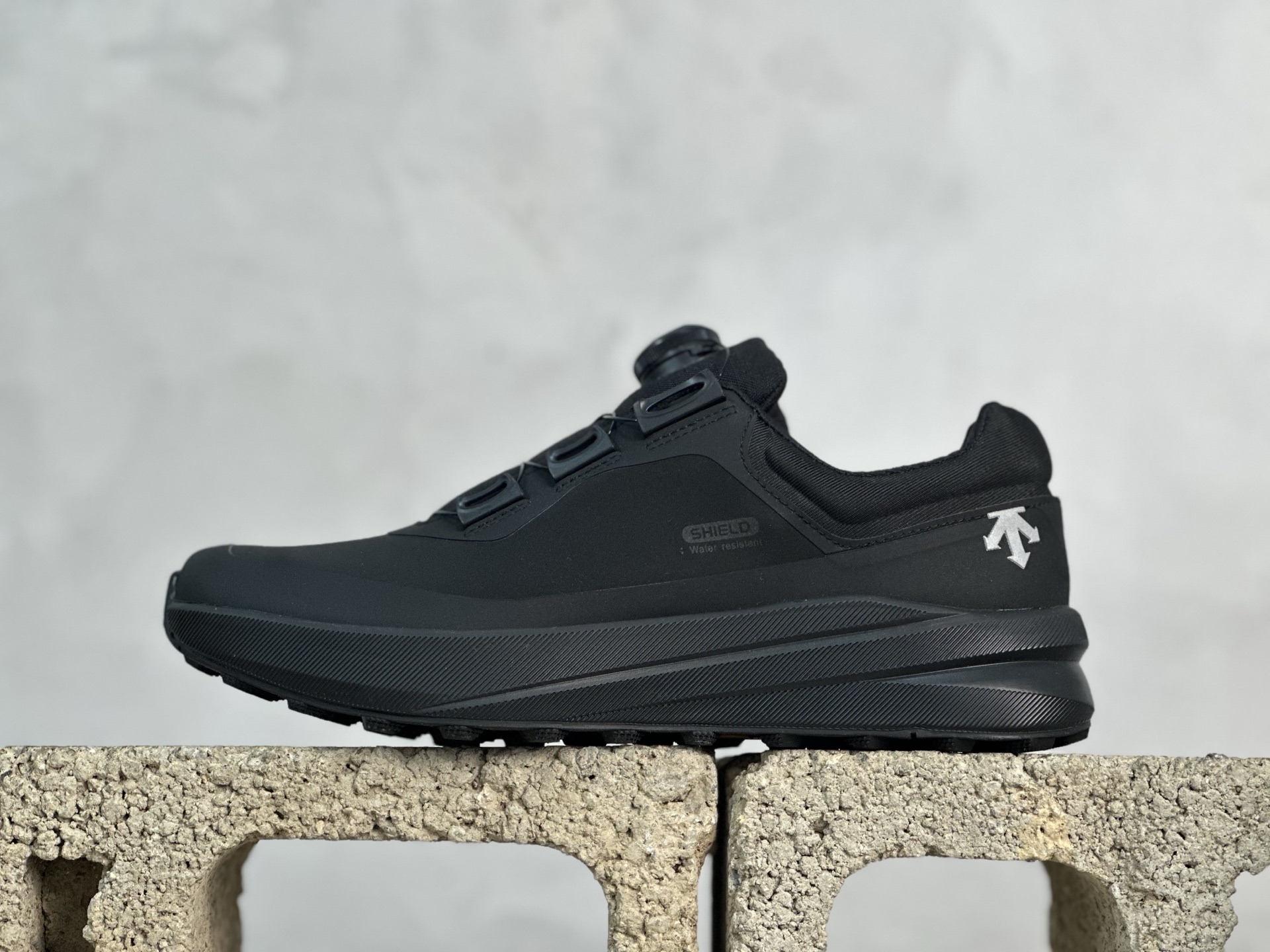 Descente Sneakers Black M-l-s