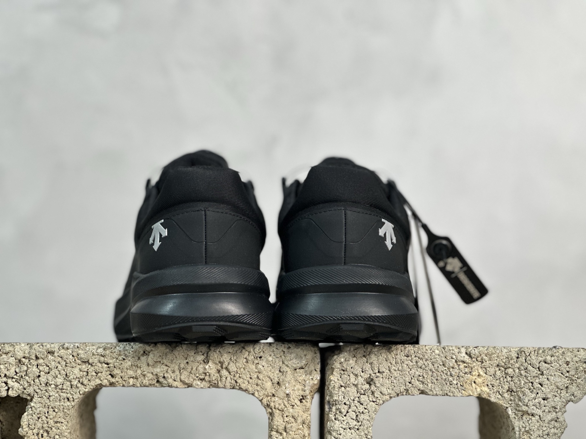 Descente Sneakers Black M-l-s