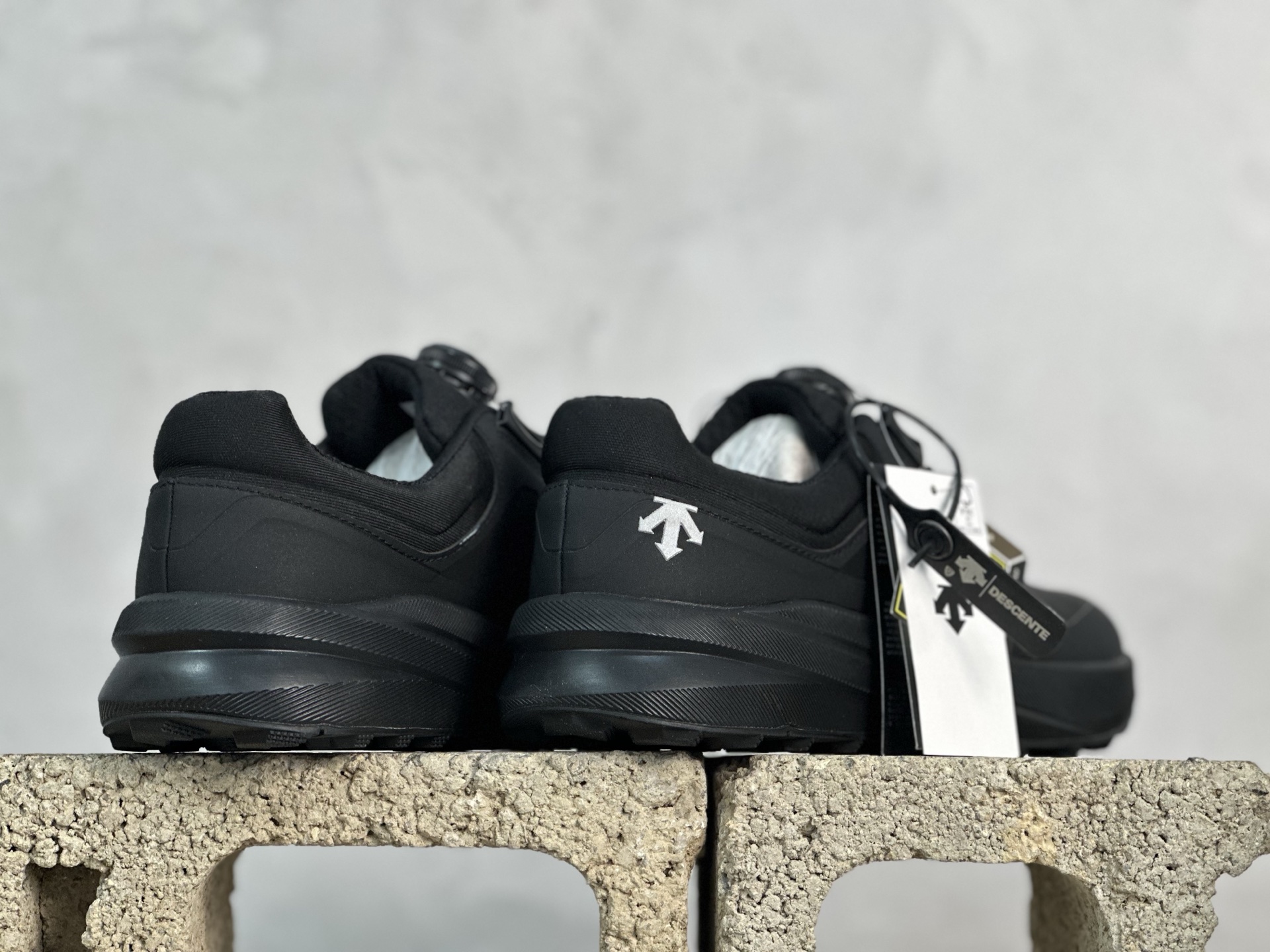 Descente Sneakers Black M-l-s