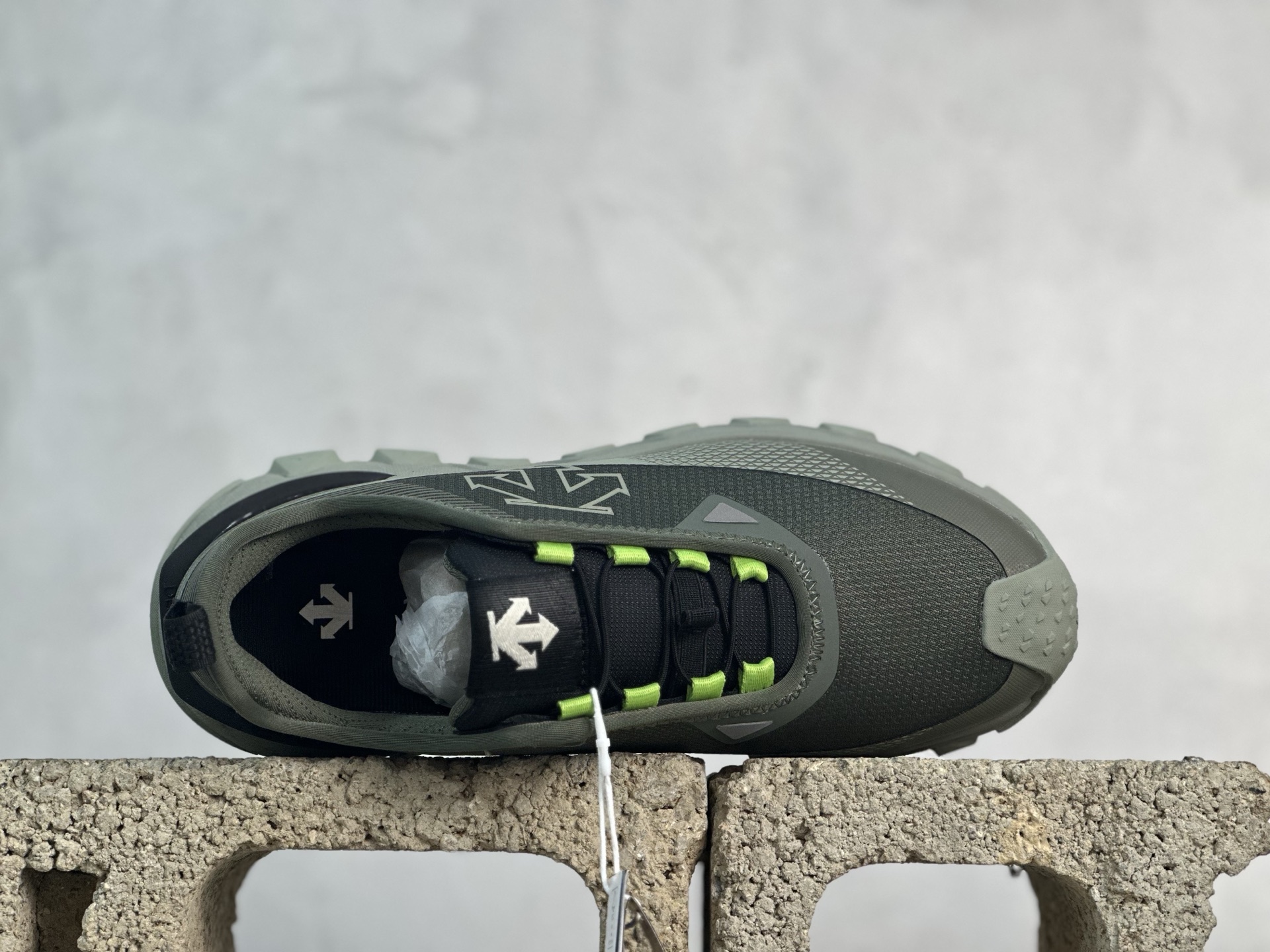 Descente Basic Shoes Breathable L-s