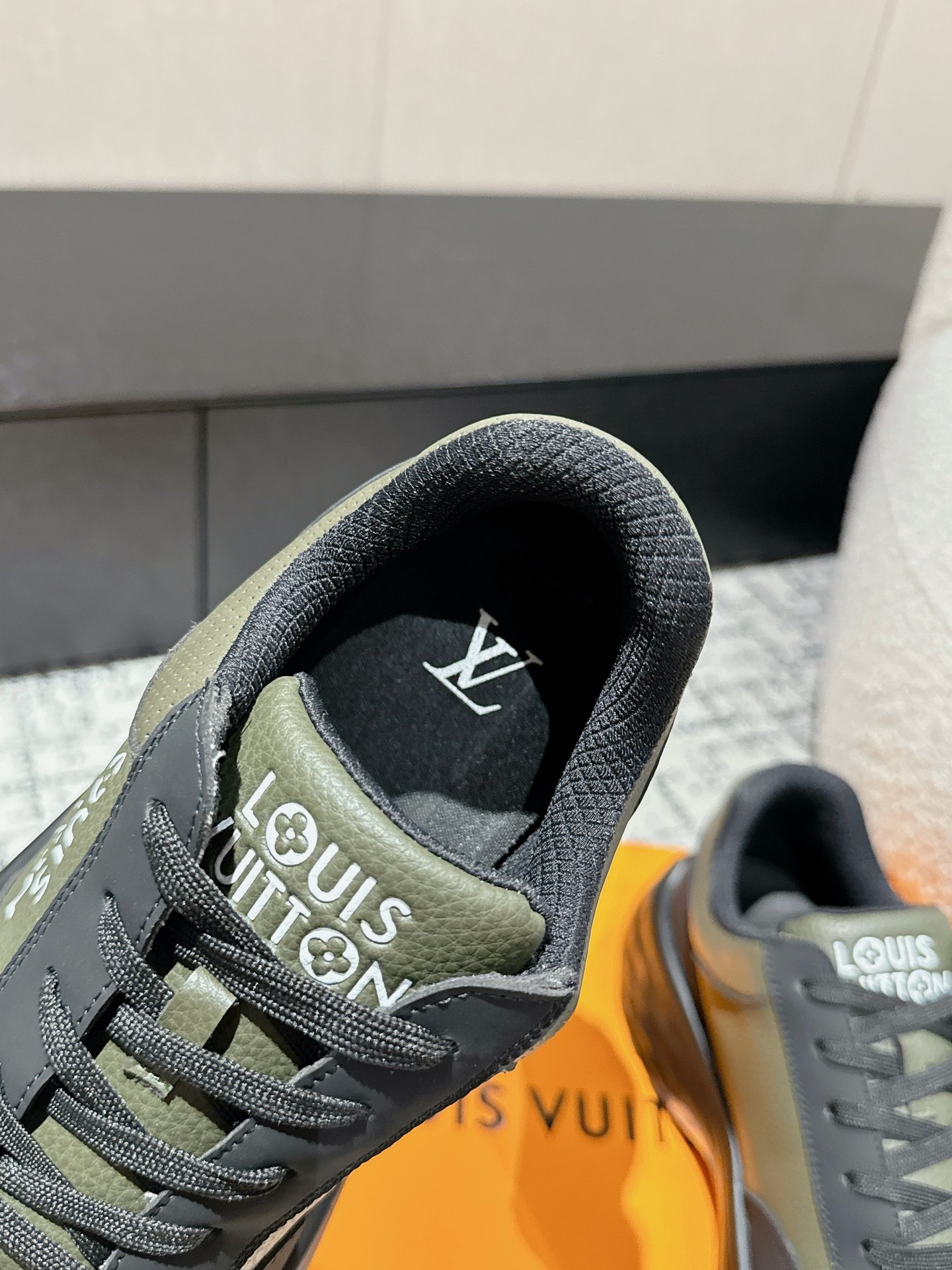 Louis Vuitton Male Sneakers Mesh Breathable L-s