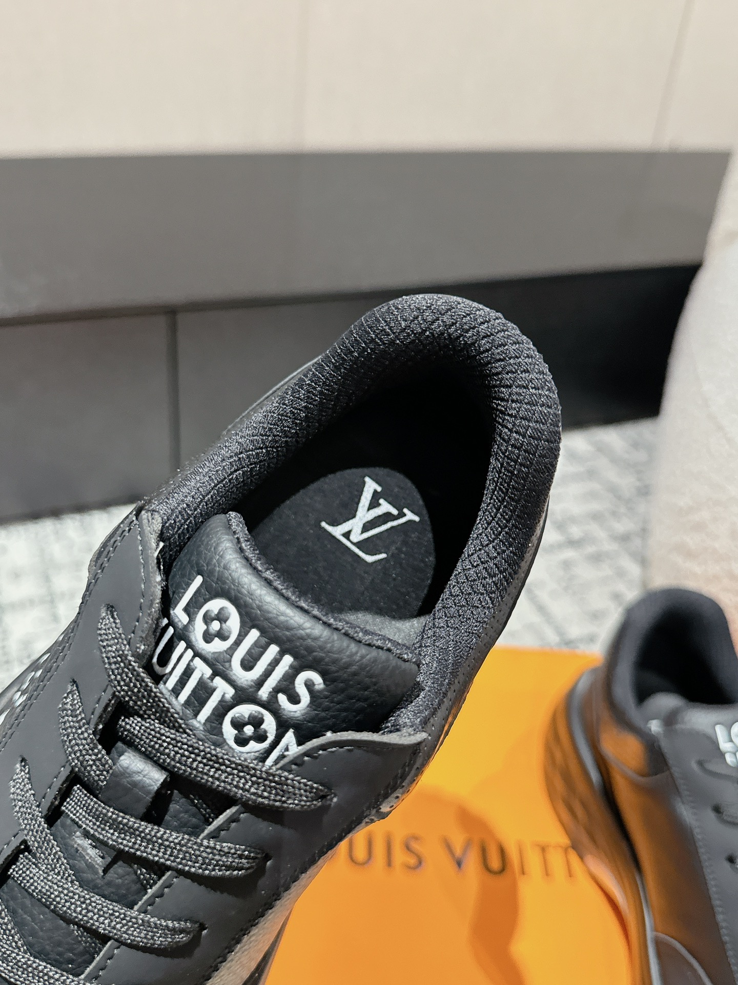 Louis Vuitton Male Sneakers Mesh Breathable L-s