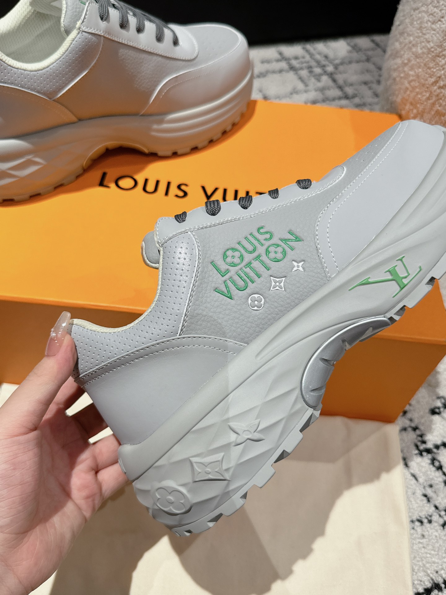 Louis Vuitton Male Sneakers Mesh Breathable L-s
