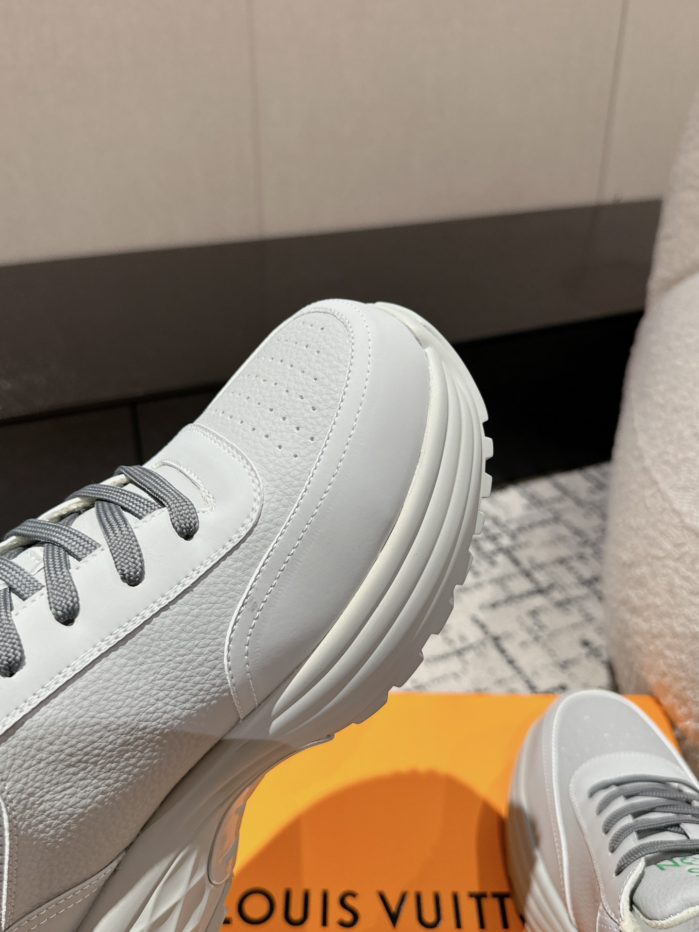 Louis Vuitton Male Sneakers Mesh Breathable L-s