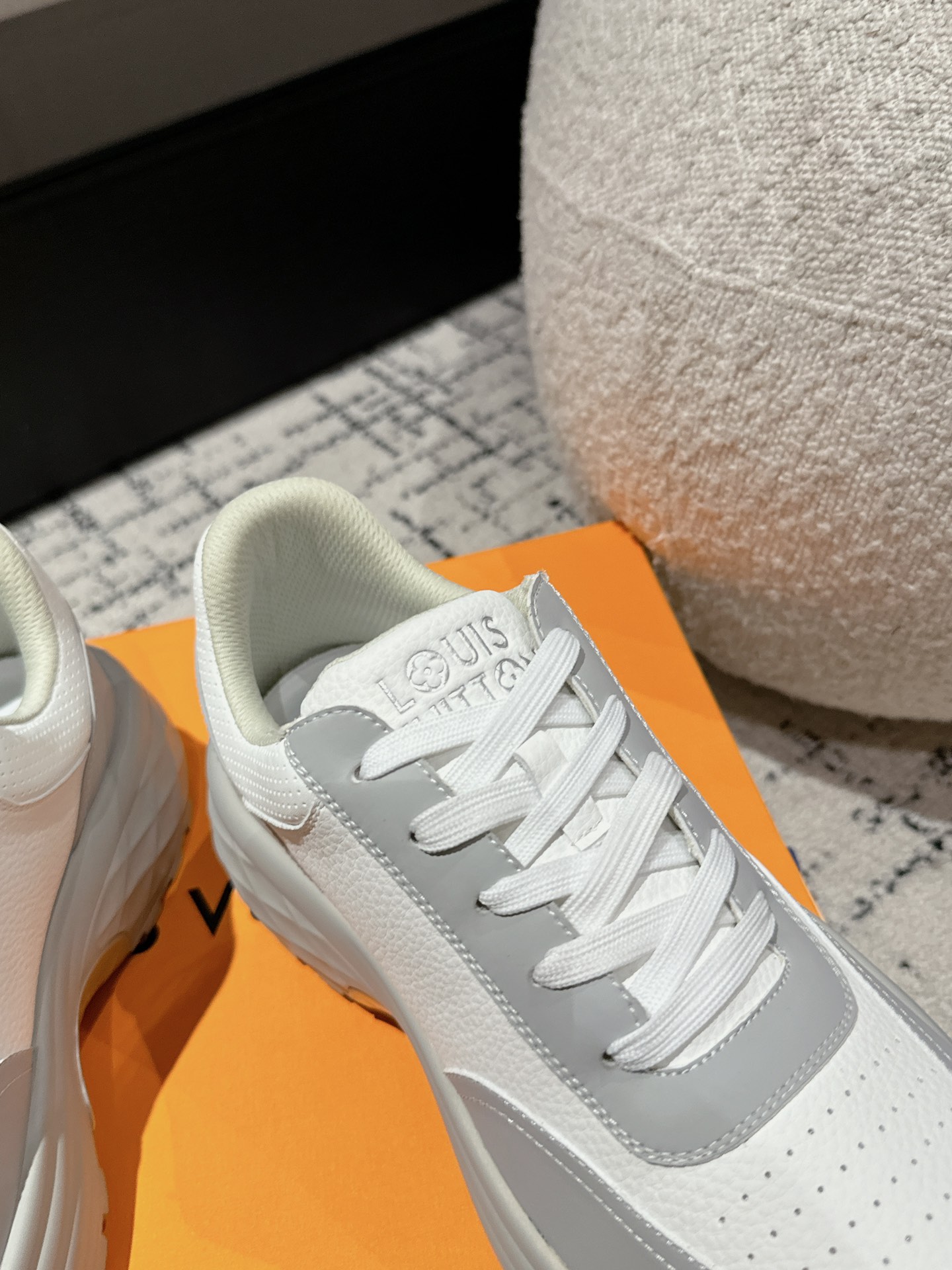 Louis Vuitton Male Sneakers Mesh Breathable L-s