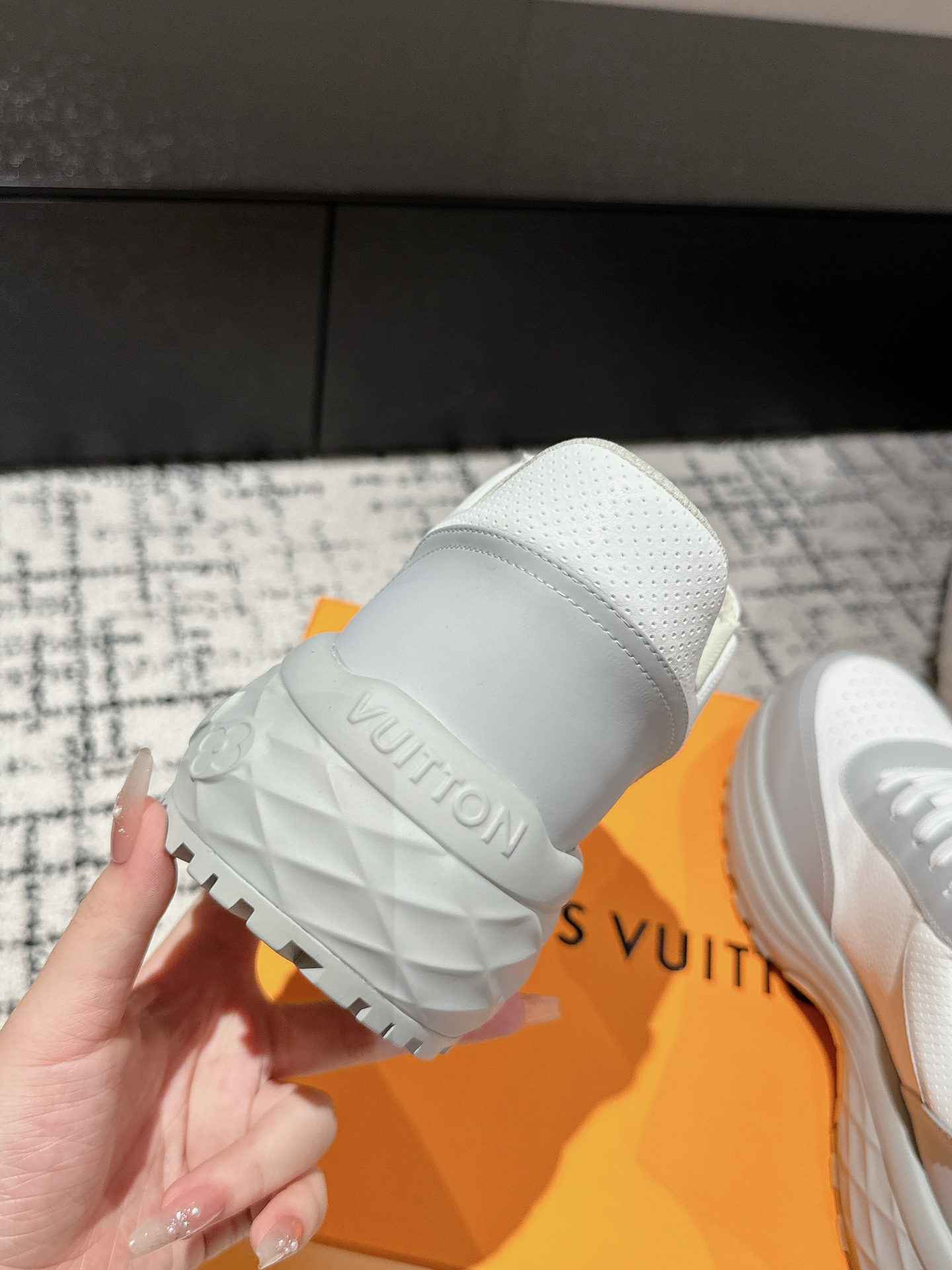 Louis Vuitton Male Sneakers Mesh Breathable L-s