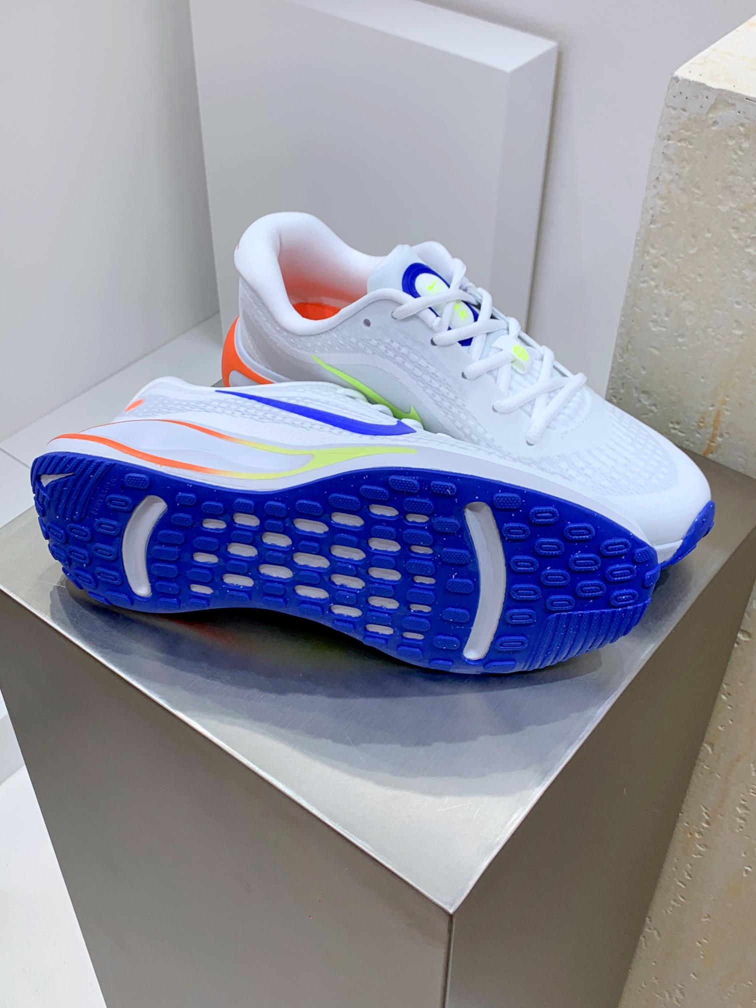 Male Basic Shoes M-l-s