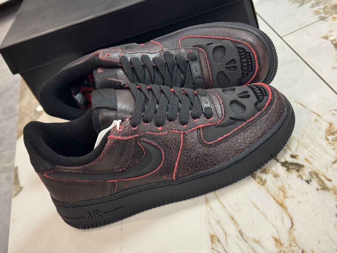 Basic Shoes L