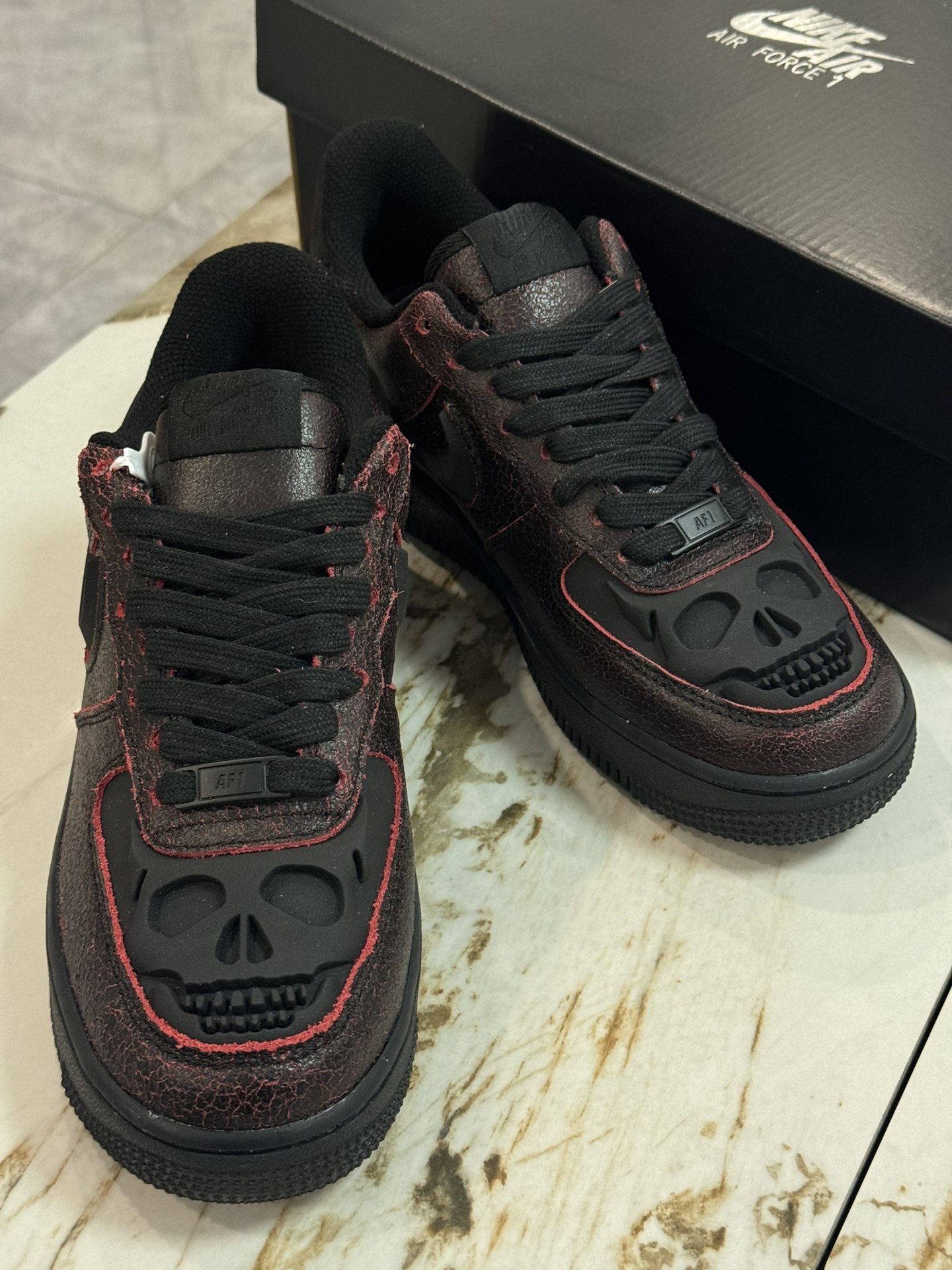 Basic Shoes L