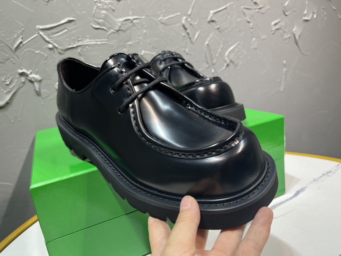 Basic Shoes 46-s