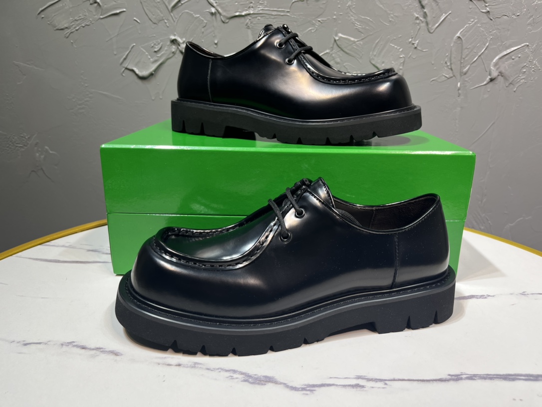 Basic Shoes 46-s