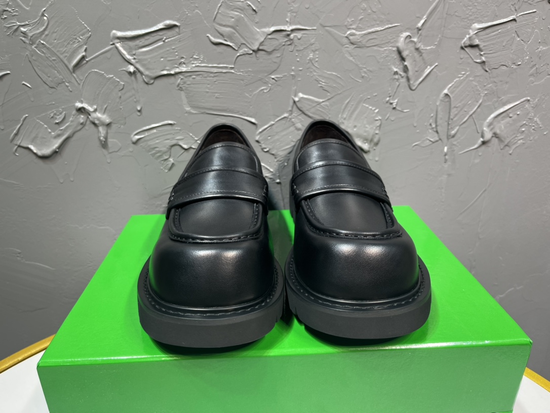 Basic Shoes 46-s