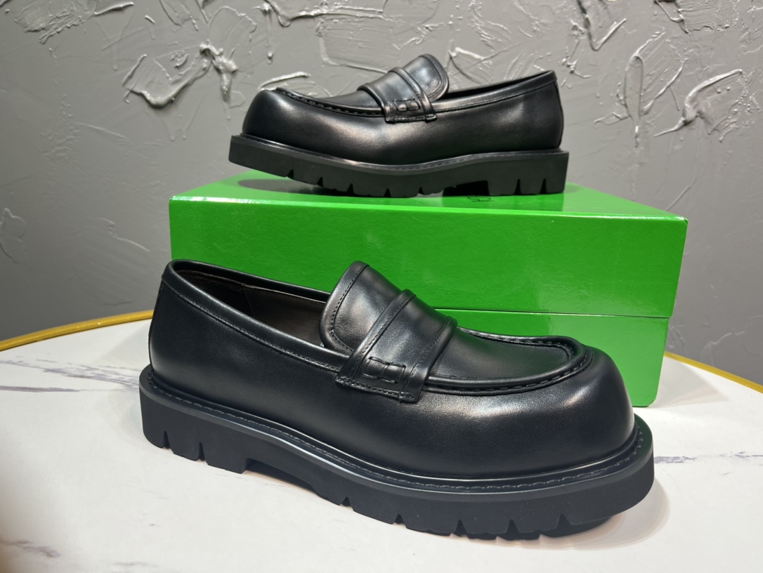 Basic Shoes 46-s