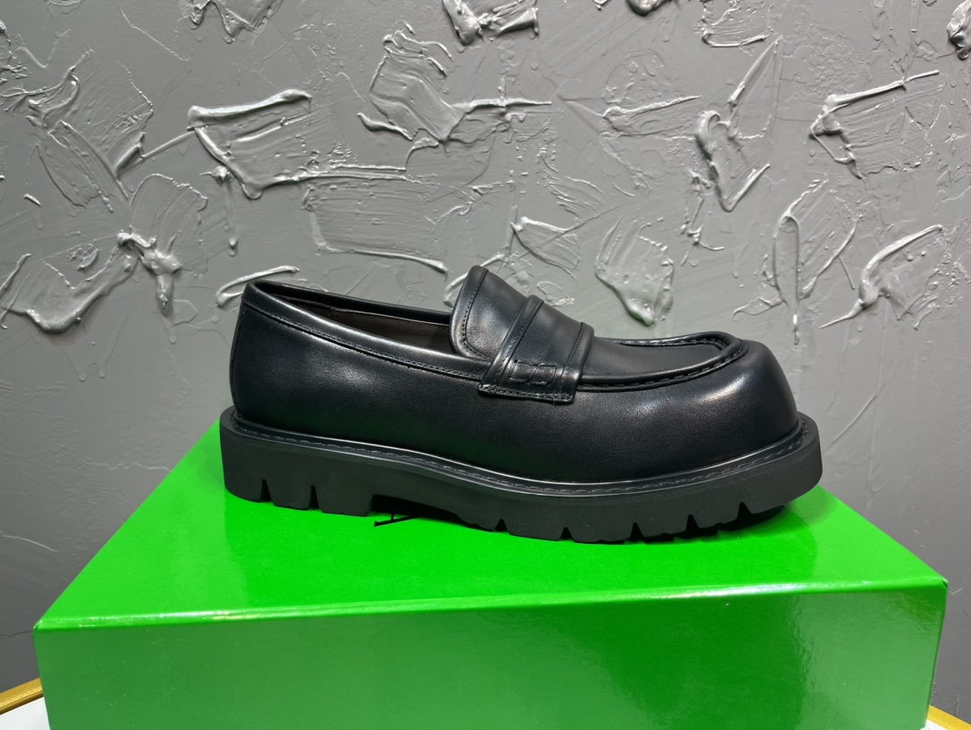 Basic Shoes 46-s