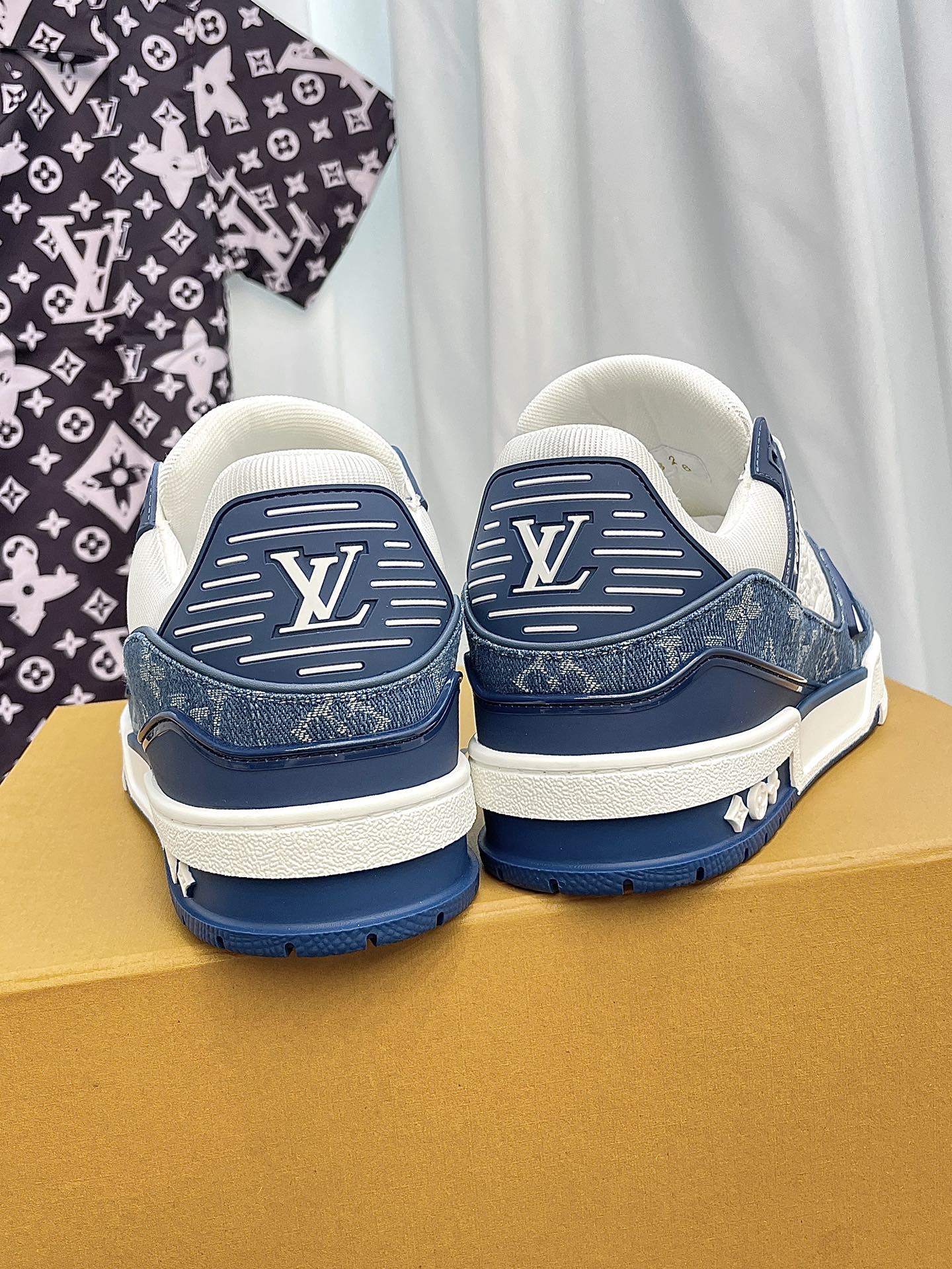Louis Vuitton Basic Shoes Mesh L-s