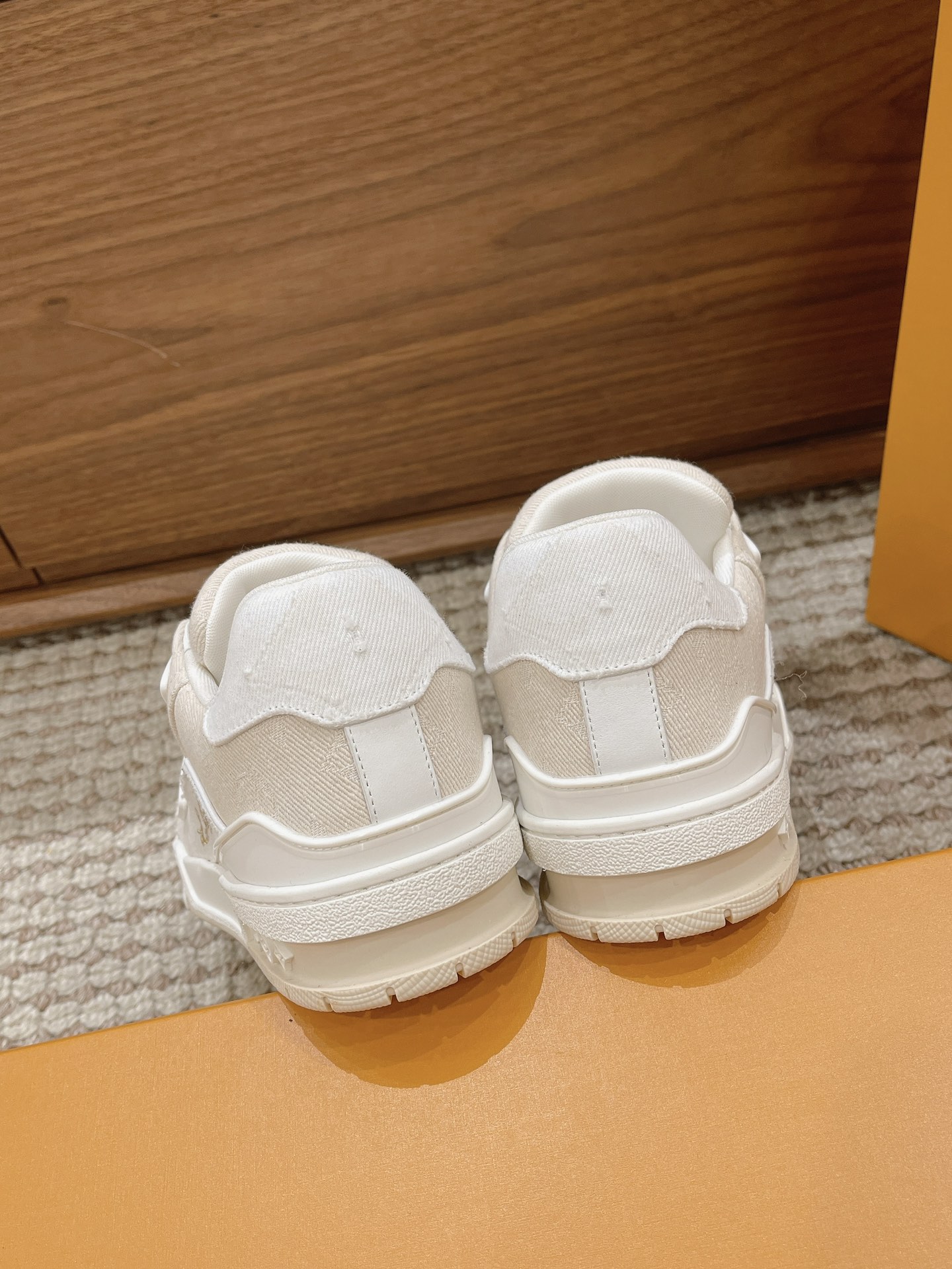 Louis Vuitton Basic Shoes Mesh L-s