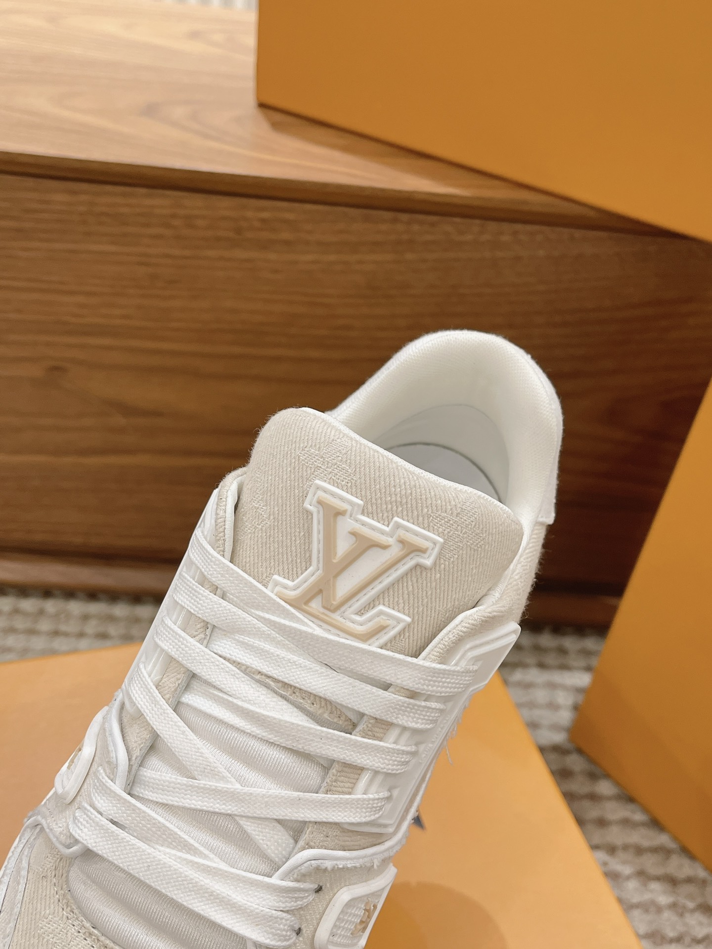 Louis Vuitton Basic Shoes Mesh L-s
