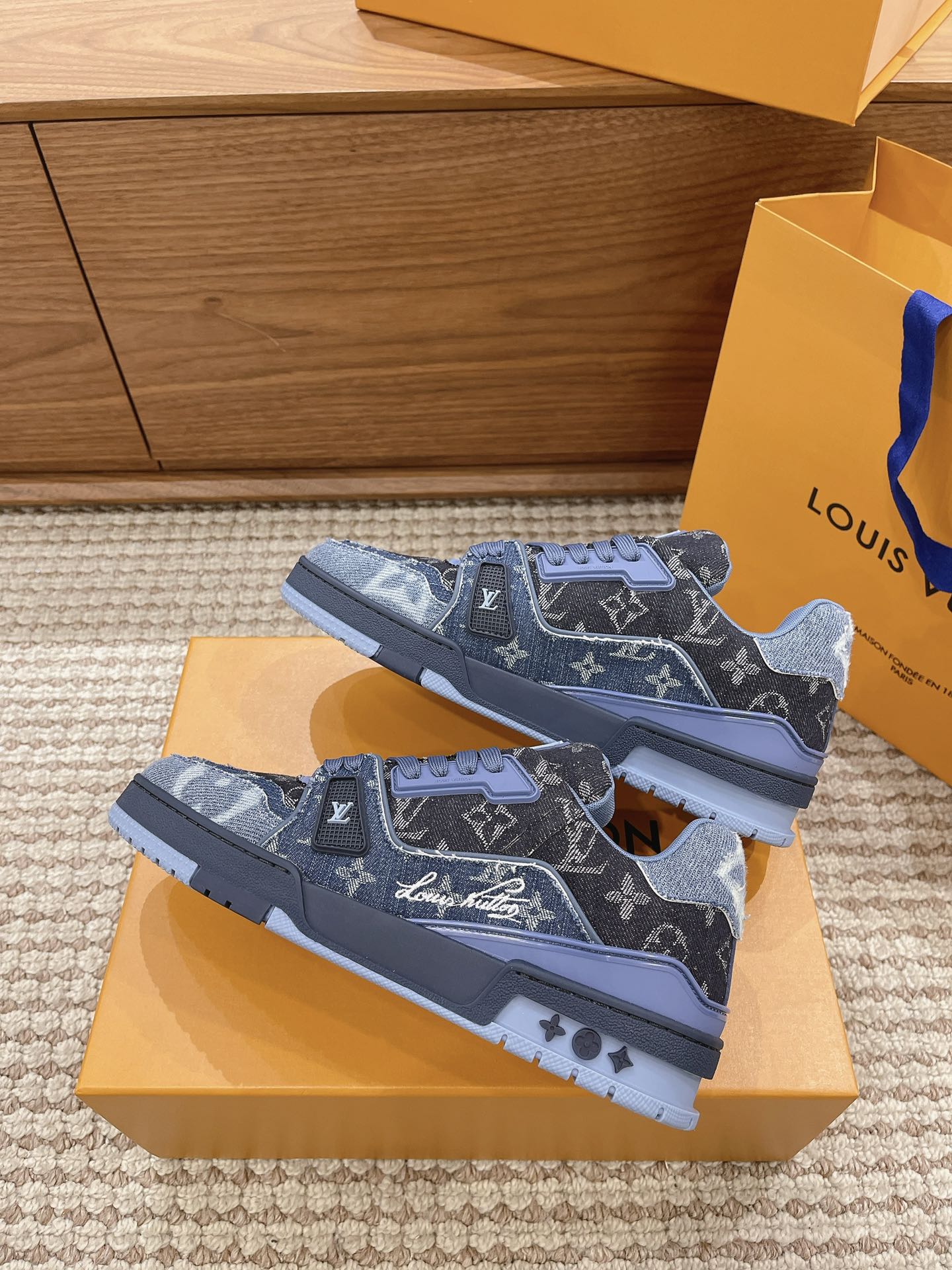 Louis Vuitton Basic Shoes Mesh L-s