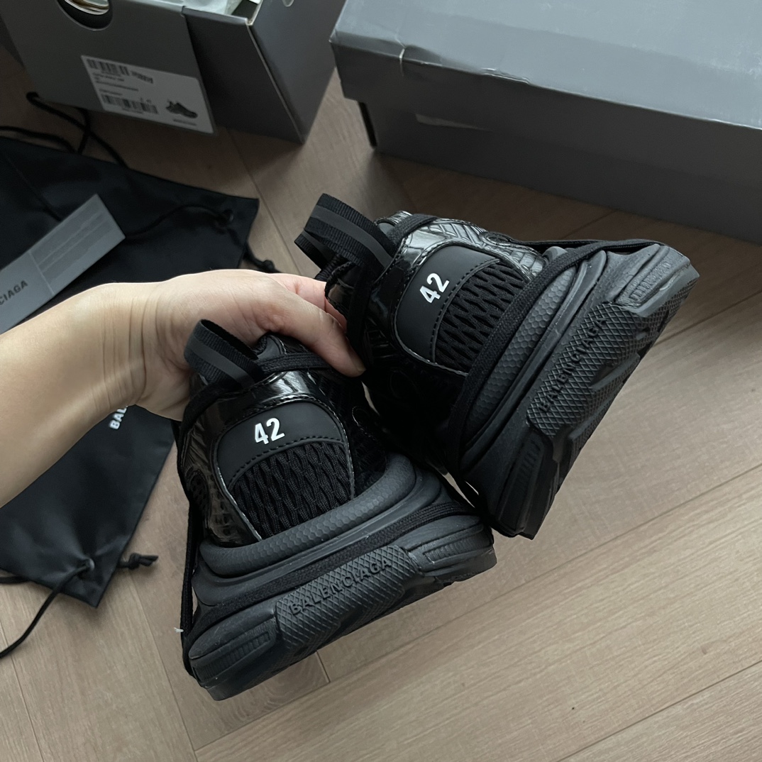 Male Basic Shoes Black