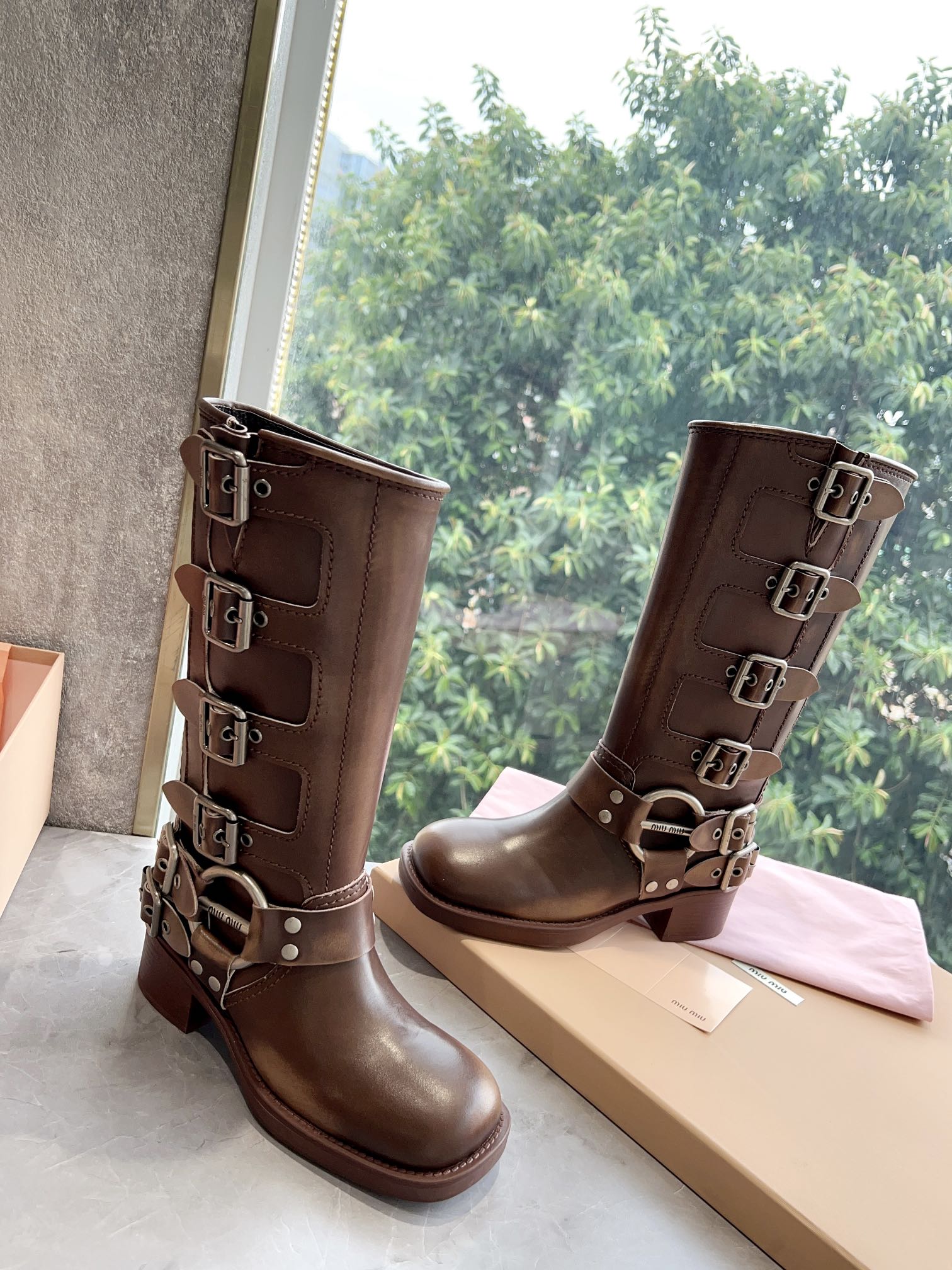 Miu Miu Basic Shoes M