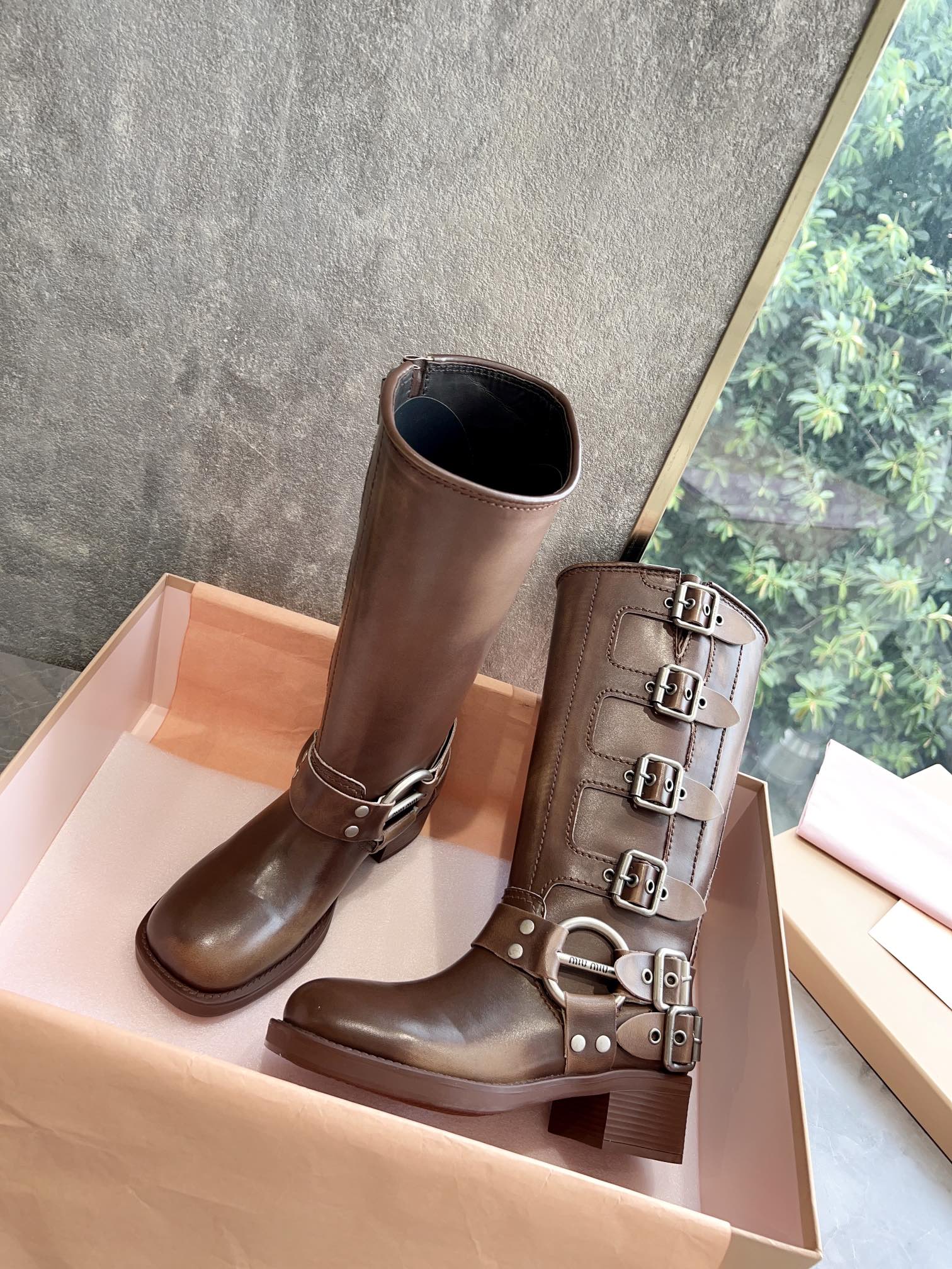 Miu Miu Basic Shoes M