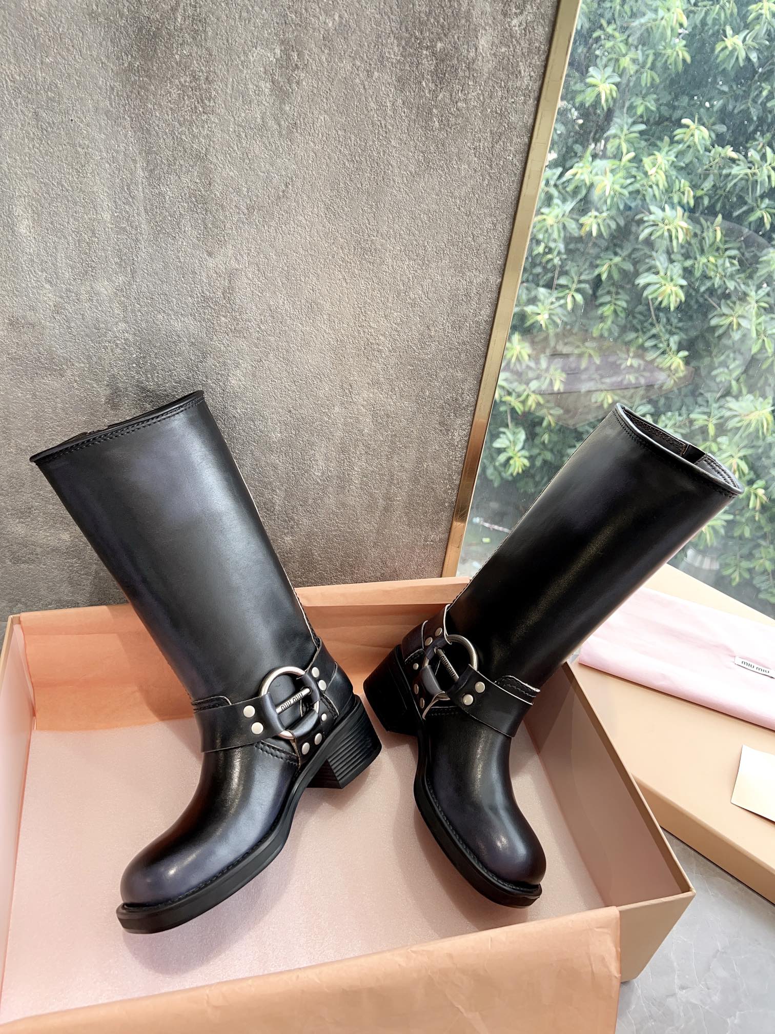 Miu Miu Basic Shoes M