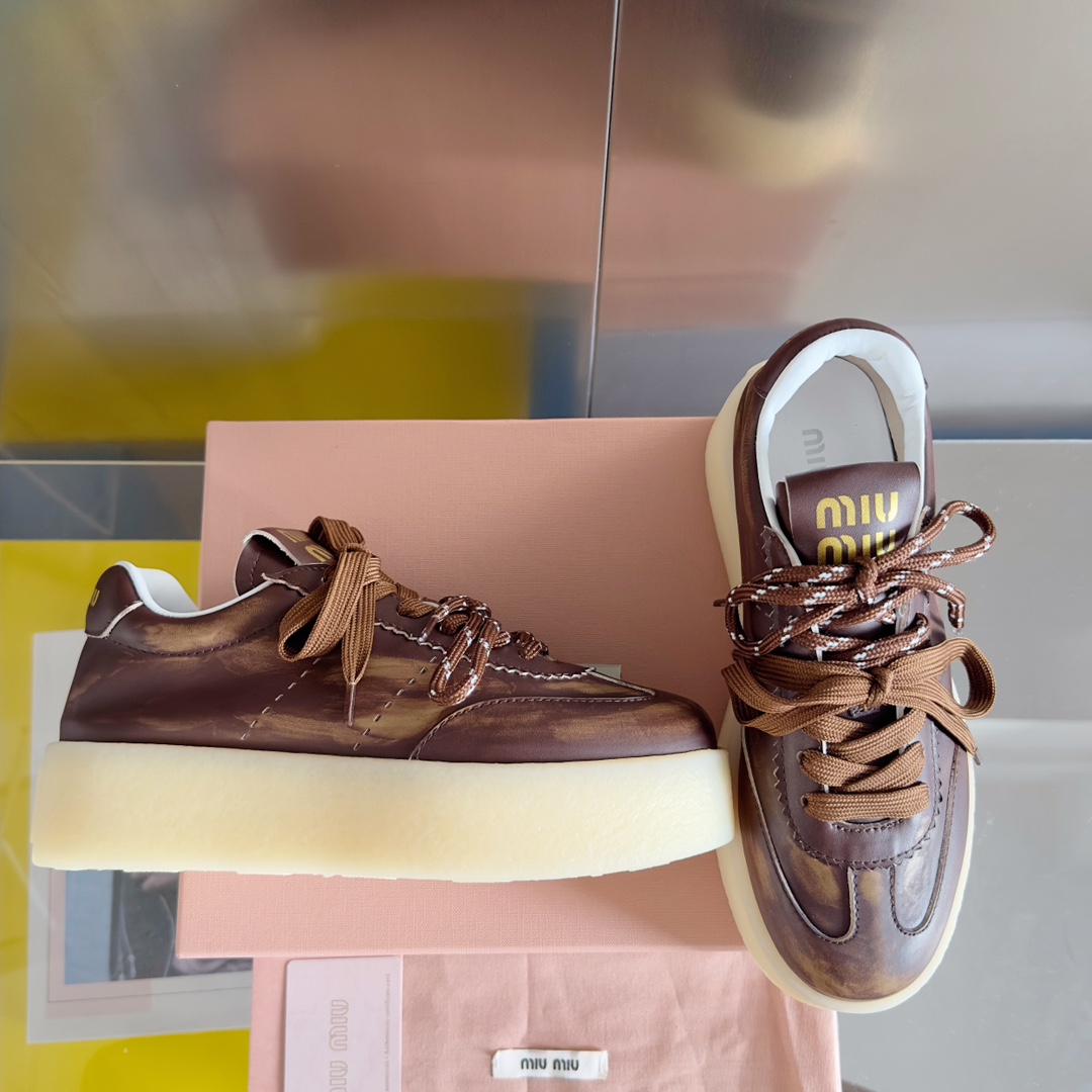 Miu Miu Female Sneakers M-s