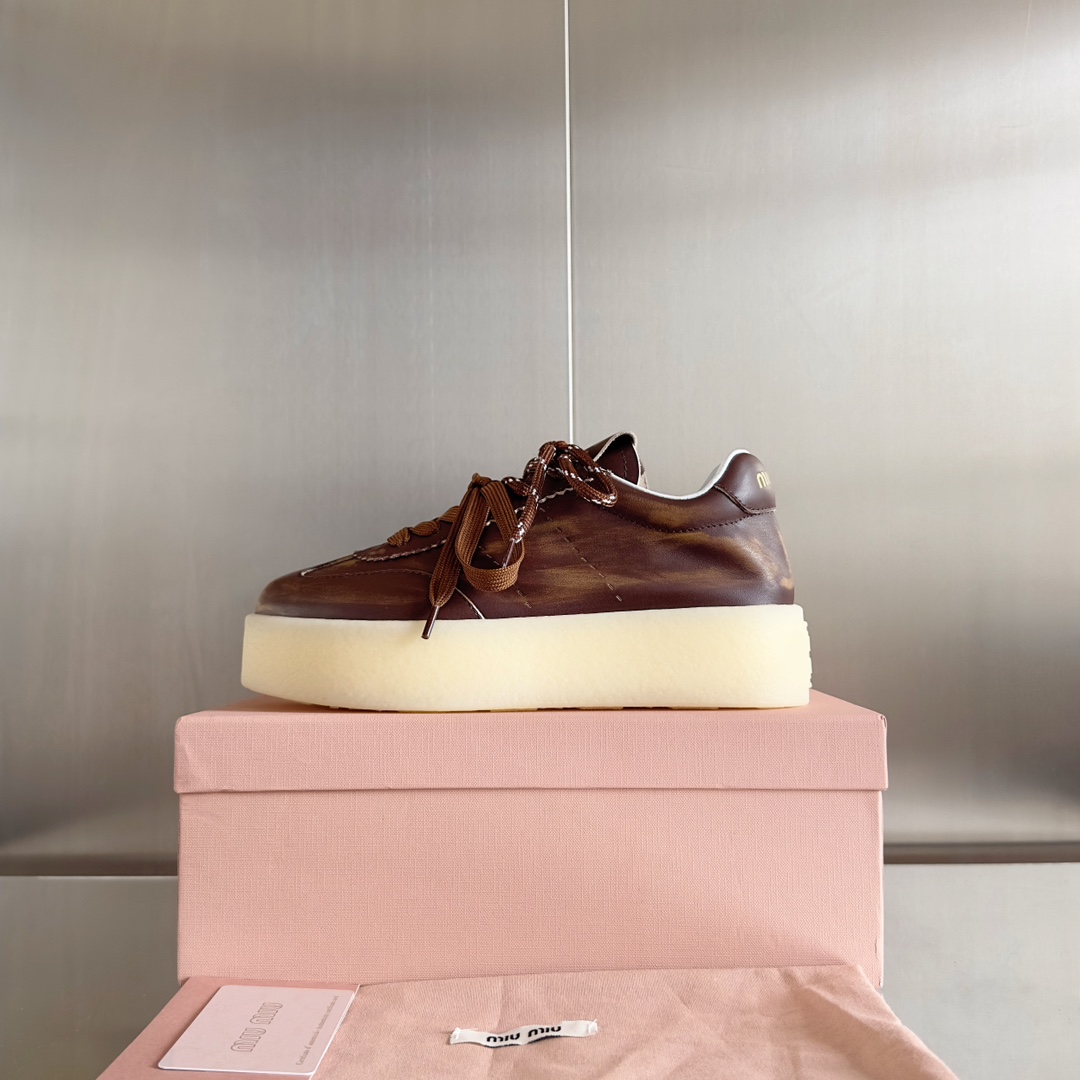 Miu Miu Female Sneakers M-s