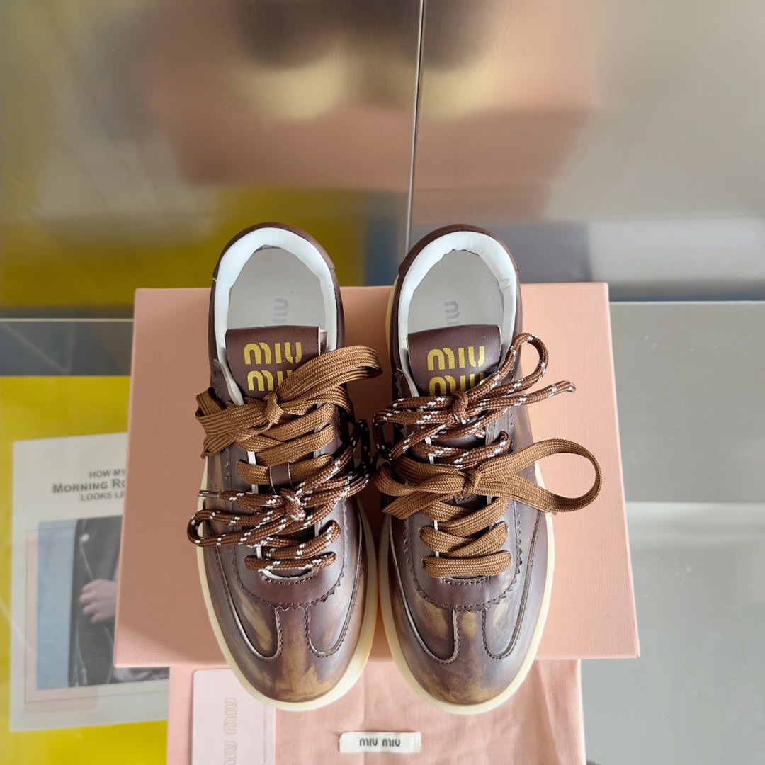 Miu Miu Female Sneakers M-s