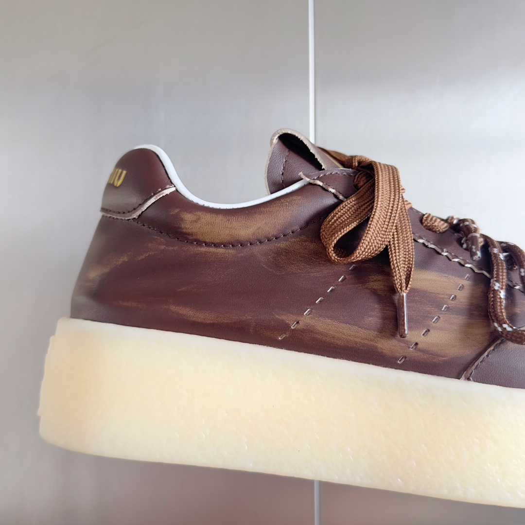Miu Miu Female Sneakers M-s
