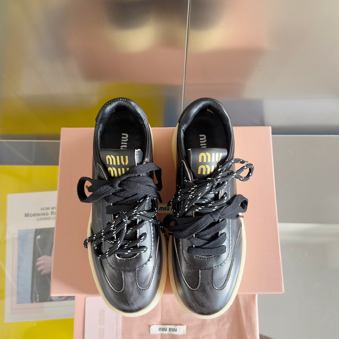 Miu Miu Female Sneakers M-s