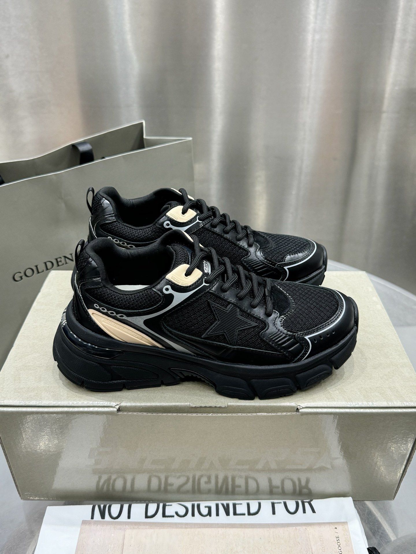 Golden Goose Male Sneakers Breathable M-l-s